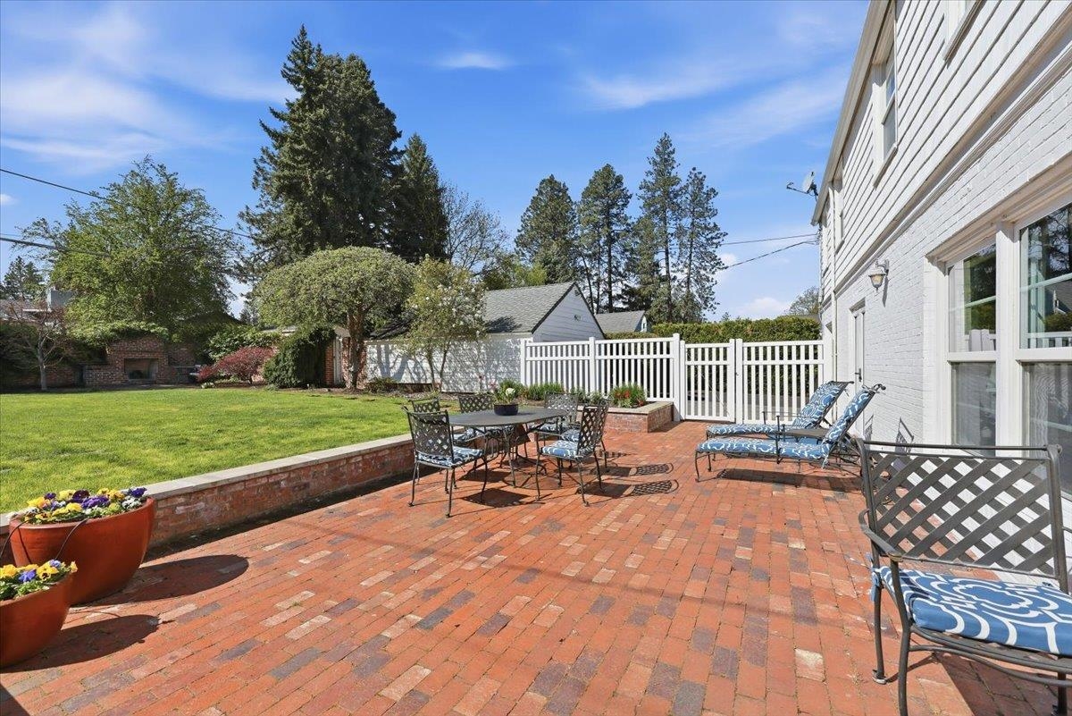 1228 E Overbluff Rd - Photo 6