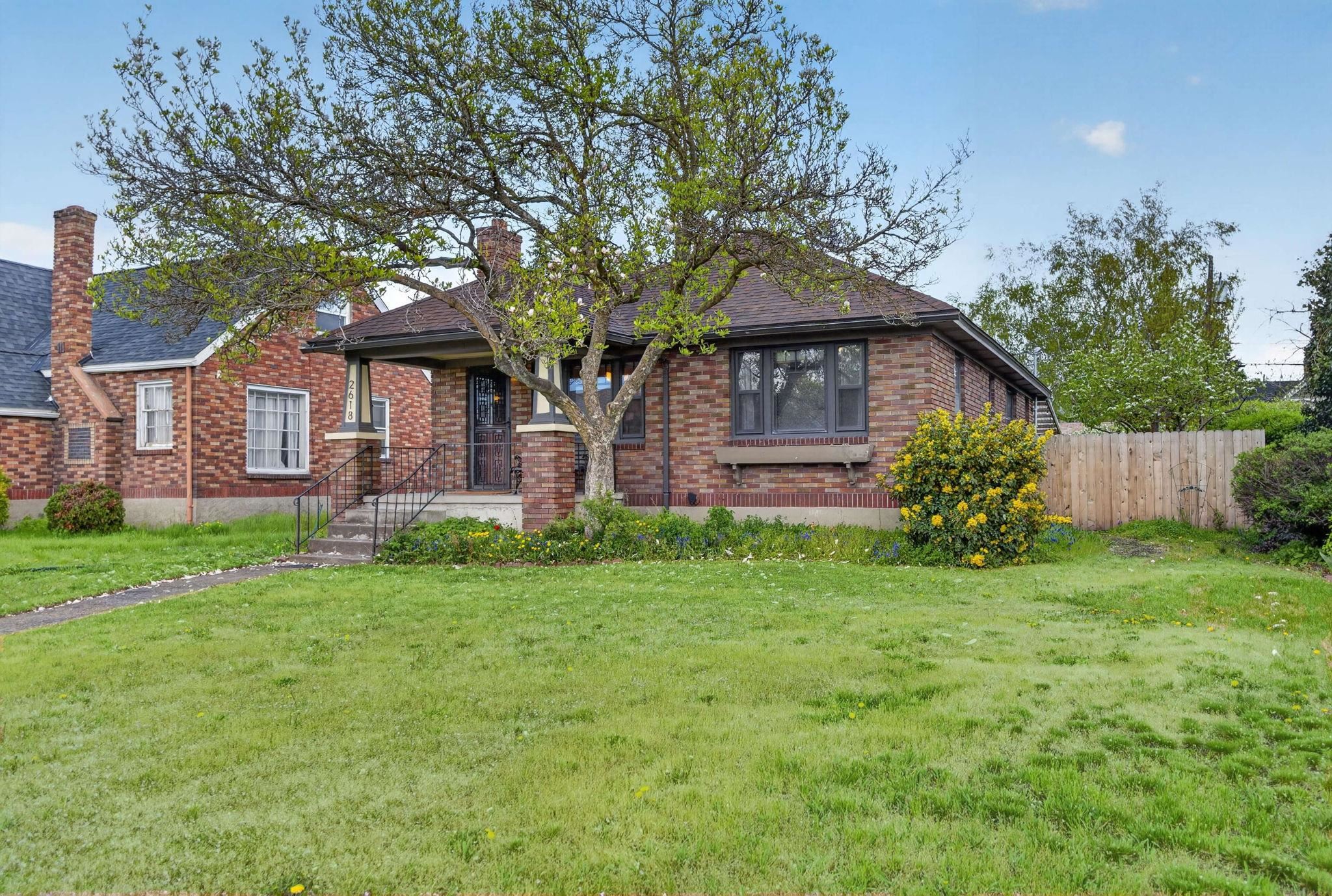 2618 N HOWARD St - Photo 1
