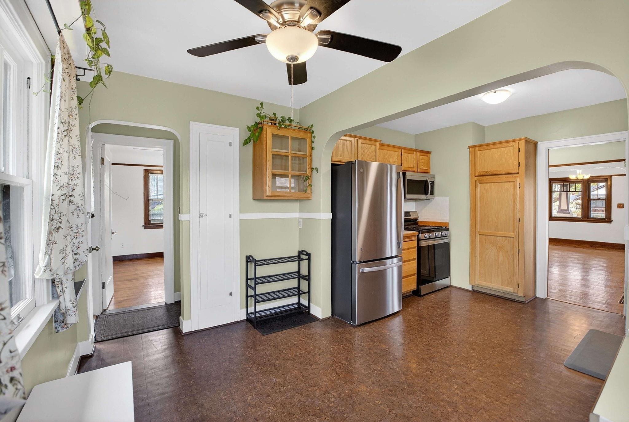2618 N HOWARD St - Photo 16