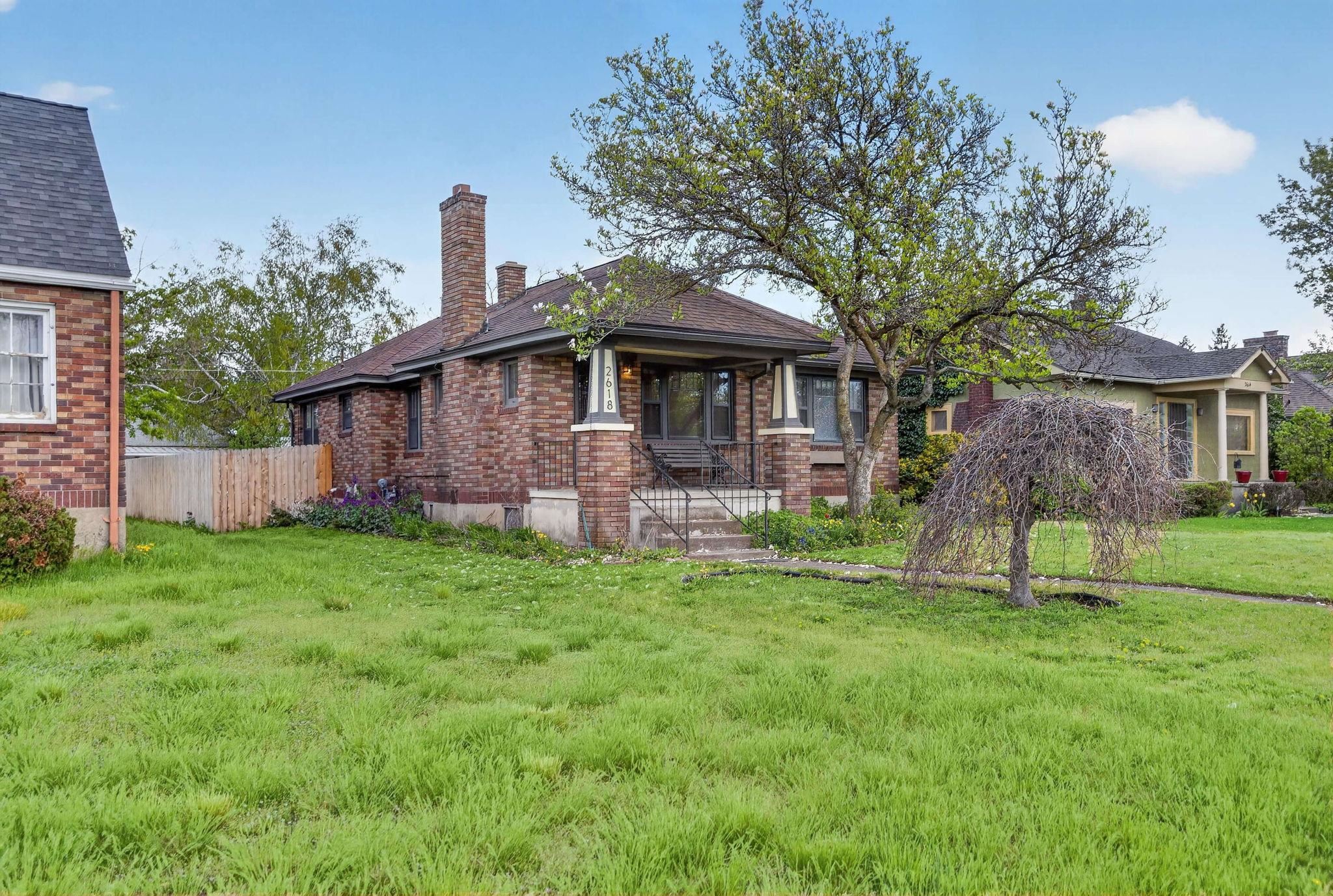 2618 N HOWARD St - Photo 3