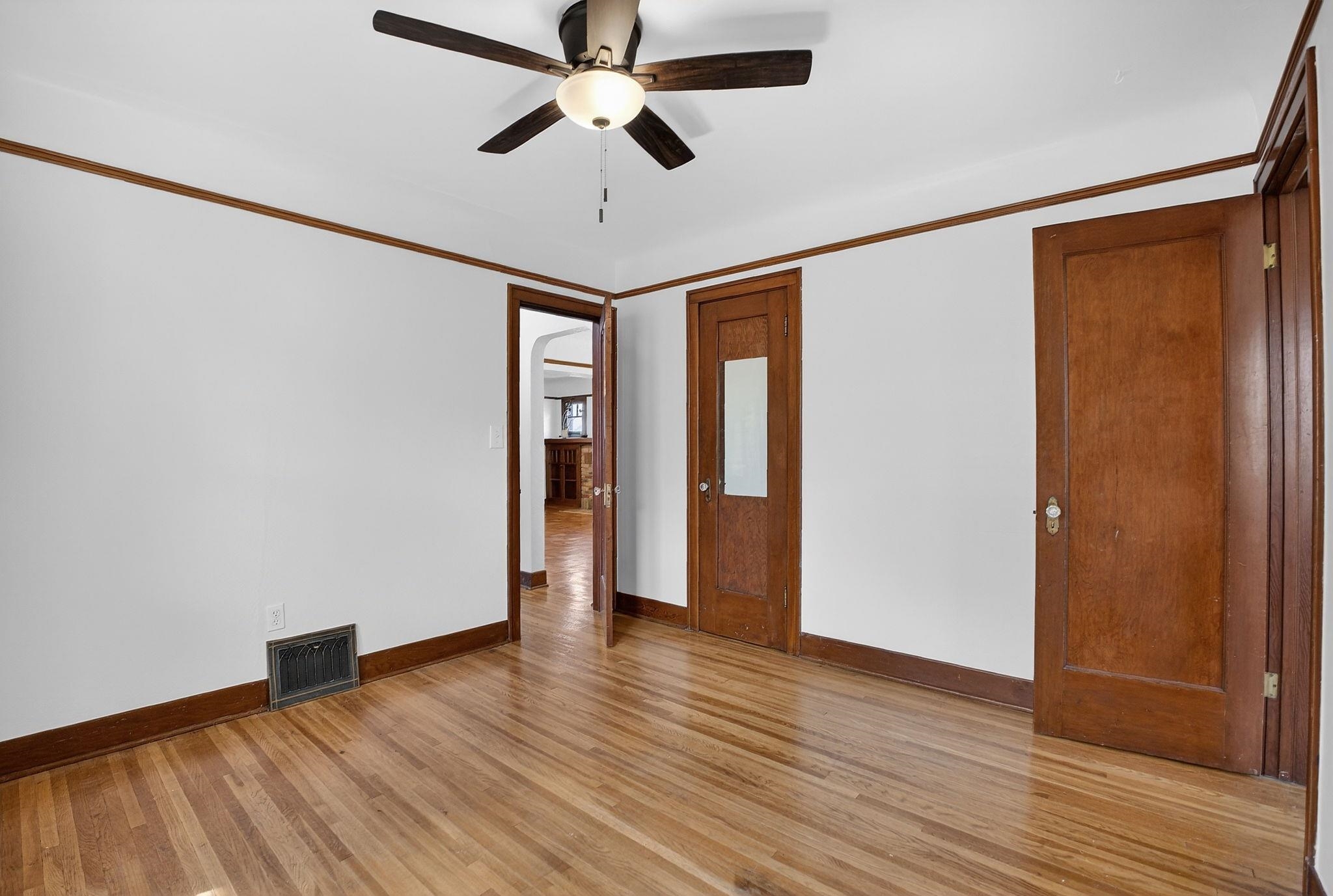 2618 N HOWARD St - Photo 25