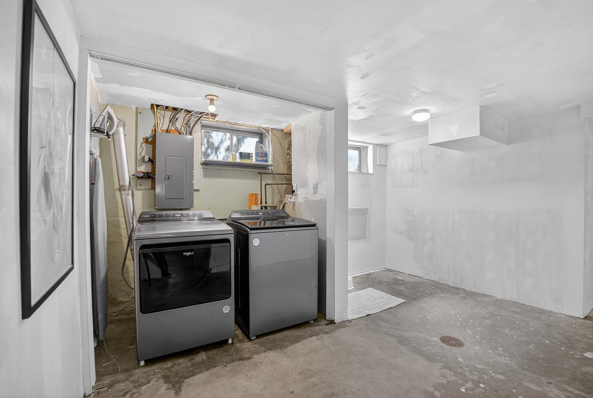 2618 N HOWARD St - Photo 31