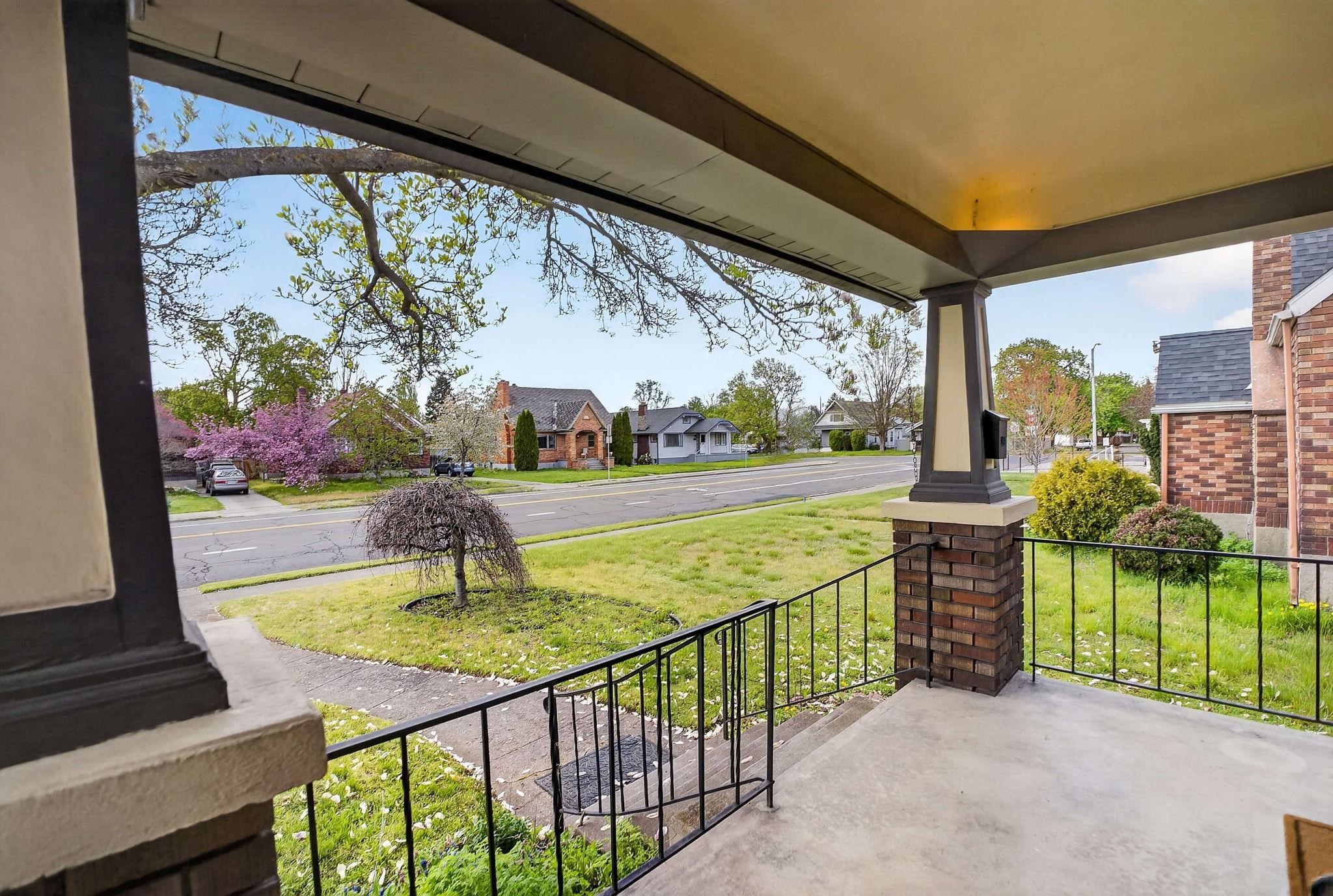 2618 N HOWARD St - Photo 46