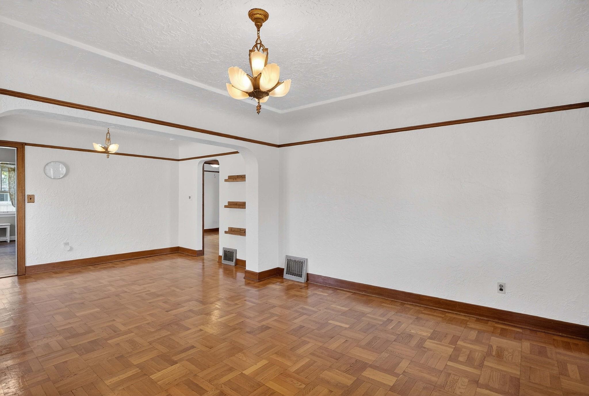2618 N HOWARD St - Photo 7