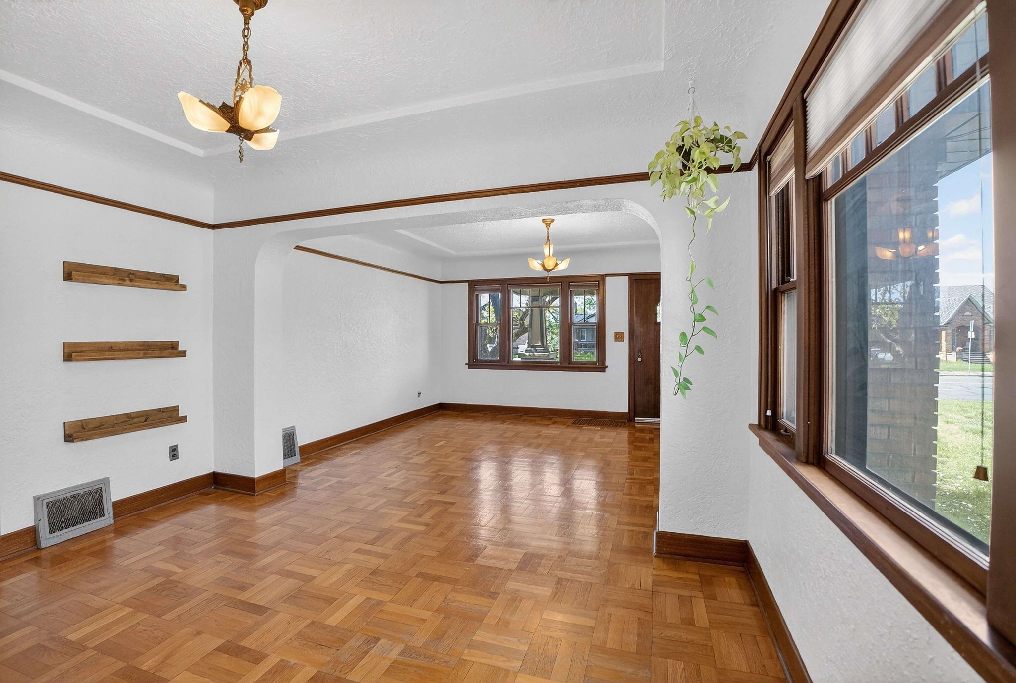 2618 N HOWARD St - Photo 9