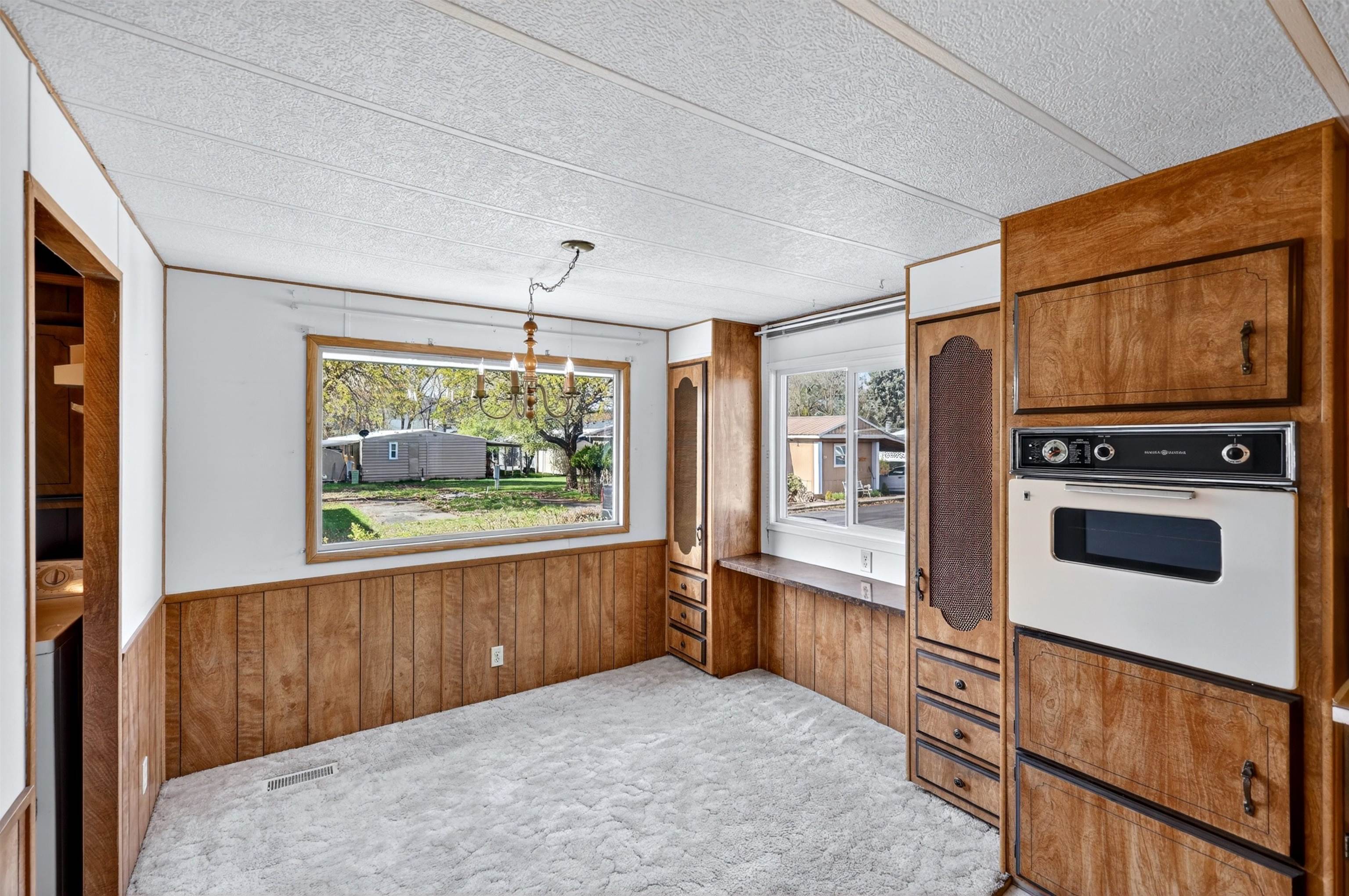 208 S Neyland Rd - Photo 17