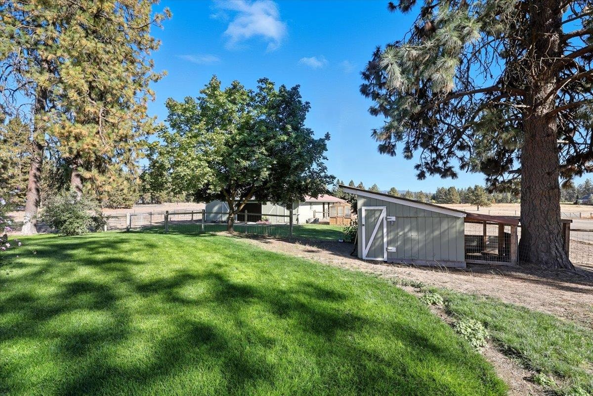 817 W White Rd - Photo 28