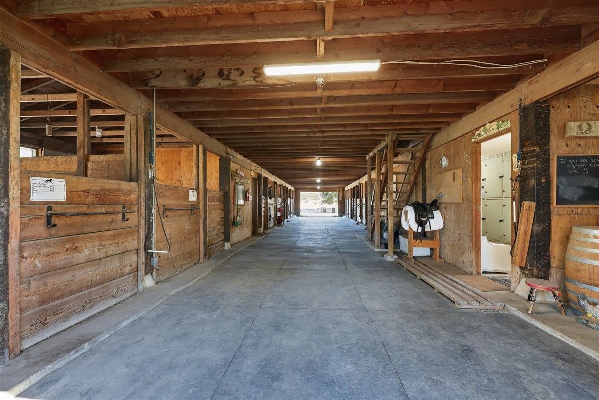 817 W White Rd - Photo 33