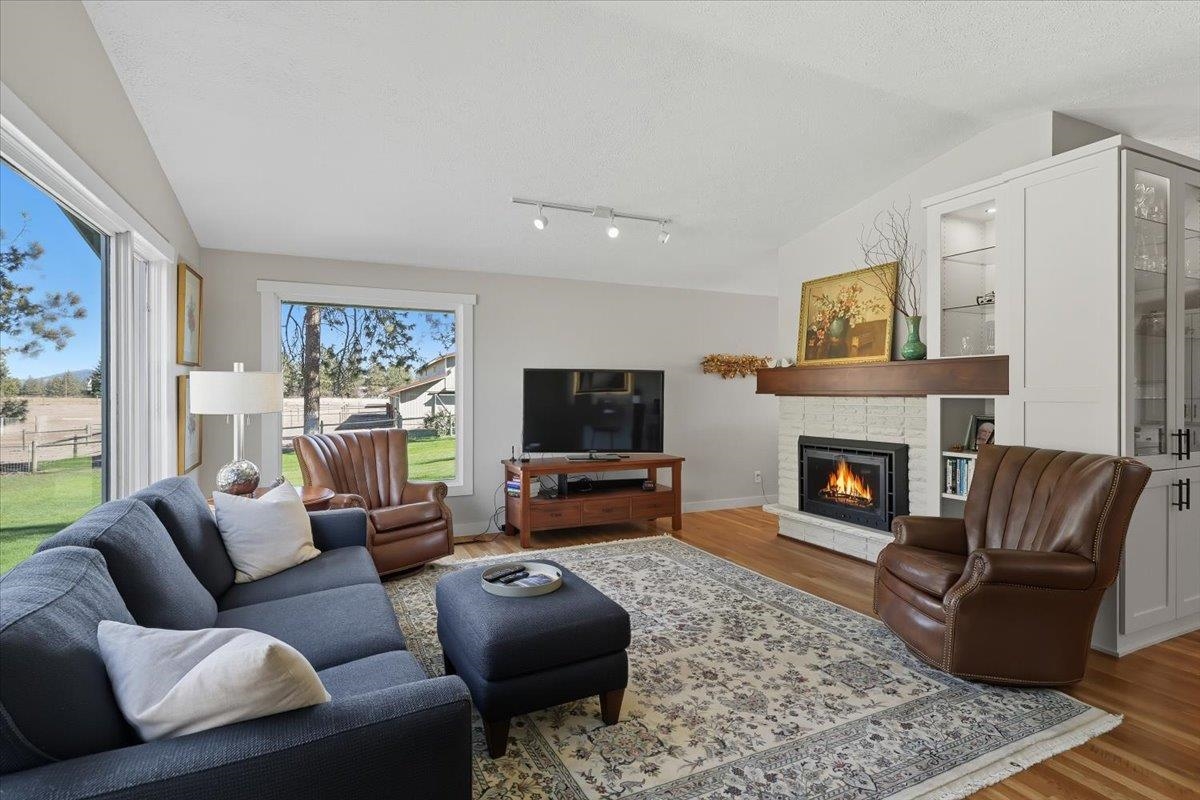 817 W White Rd - Photo 5