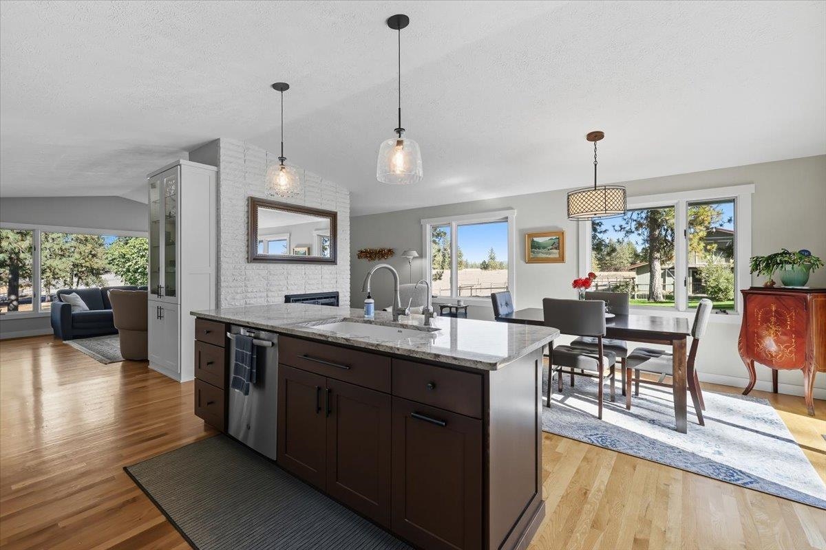 817 W White Rd - Photo 9