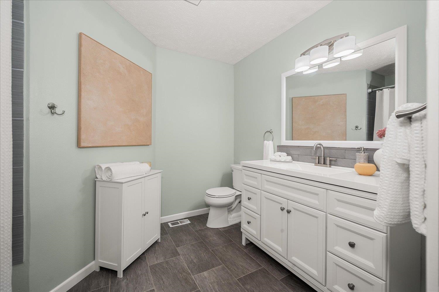 4511 E 40TH Ave - Photo 17