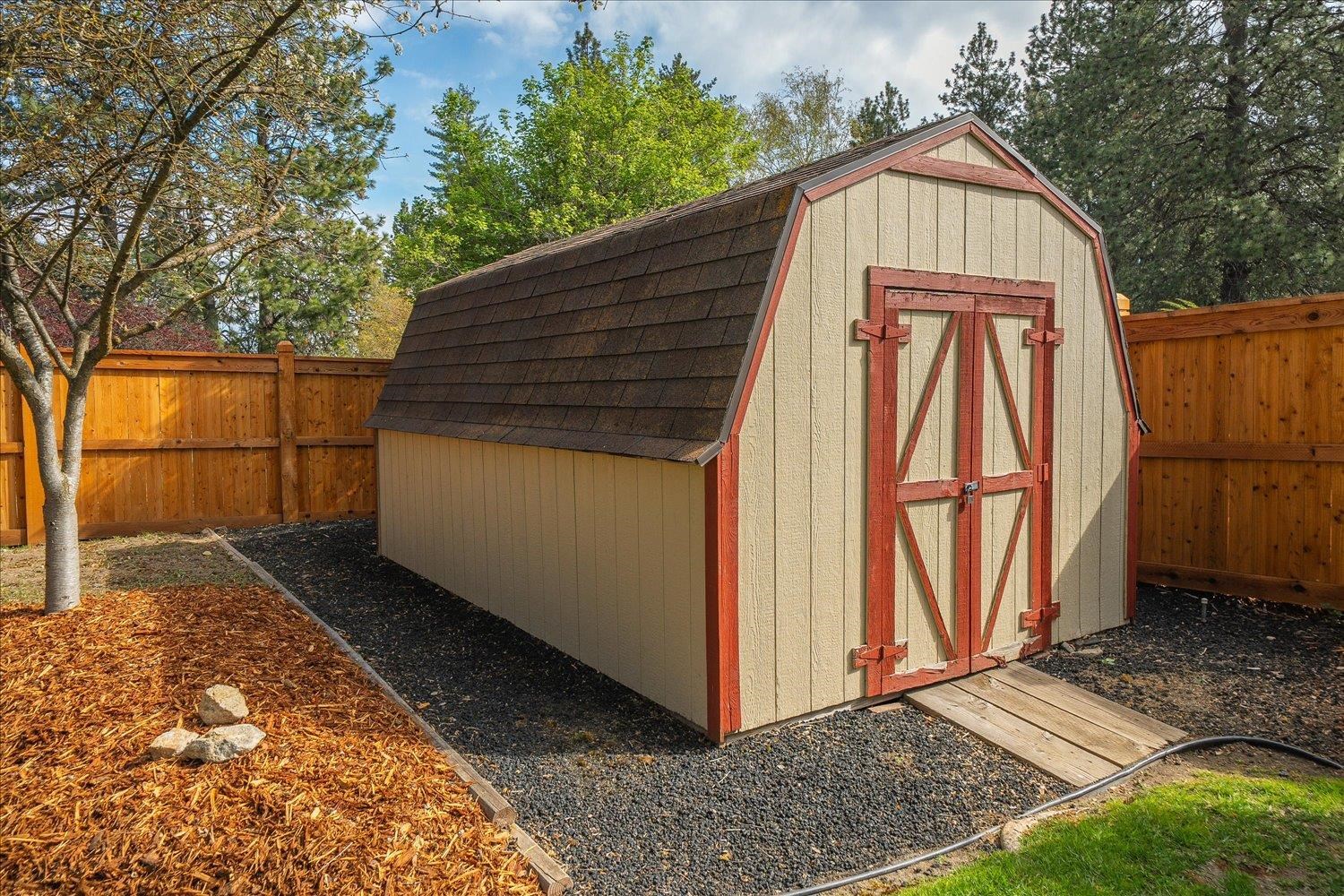 4511 E 40TH Ave - Photo 28