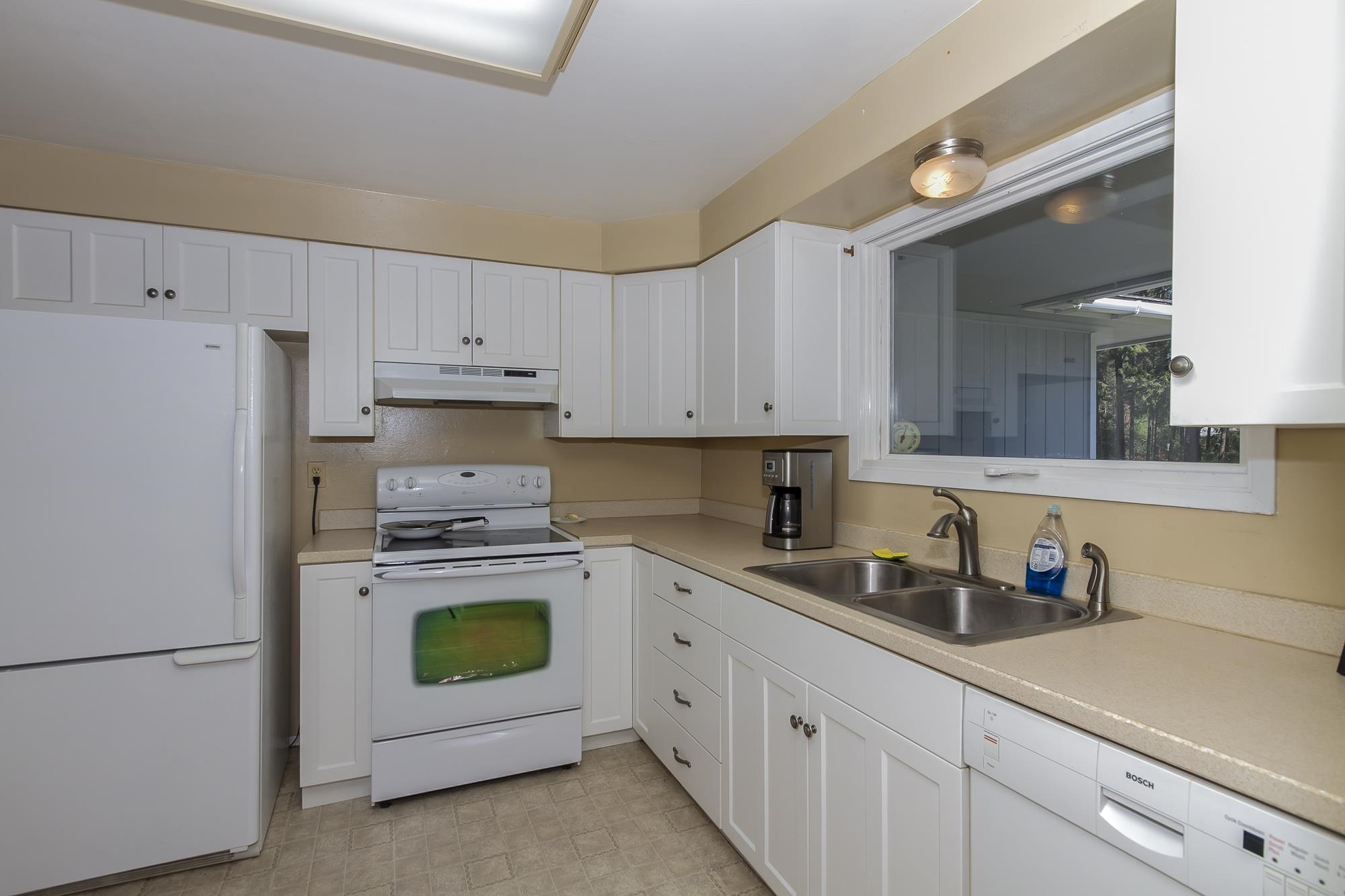 1140 S Pine St - Photo 18