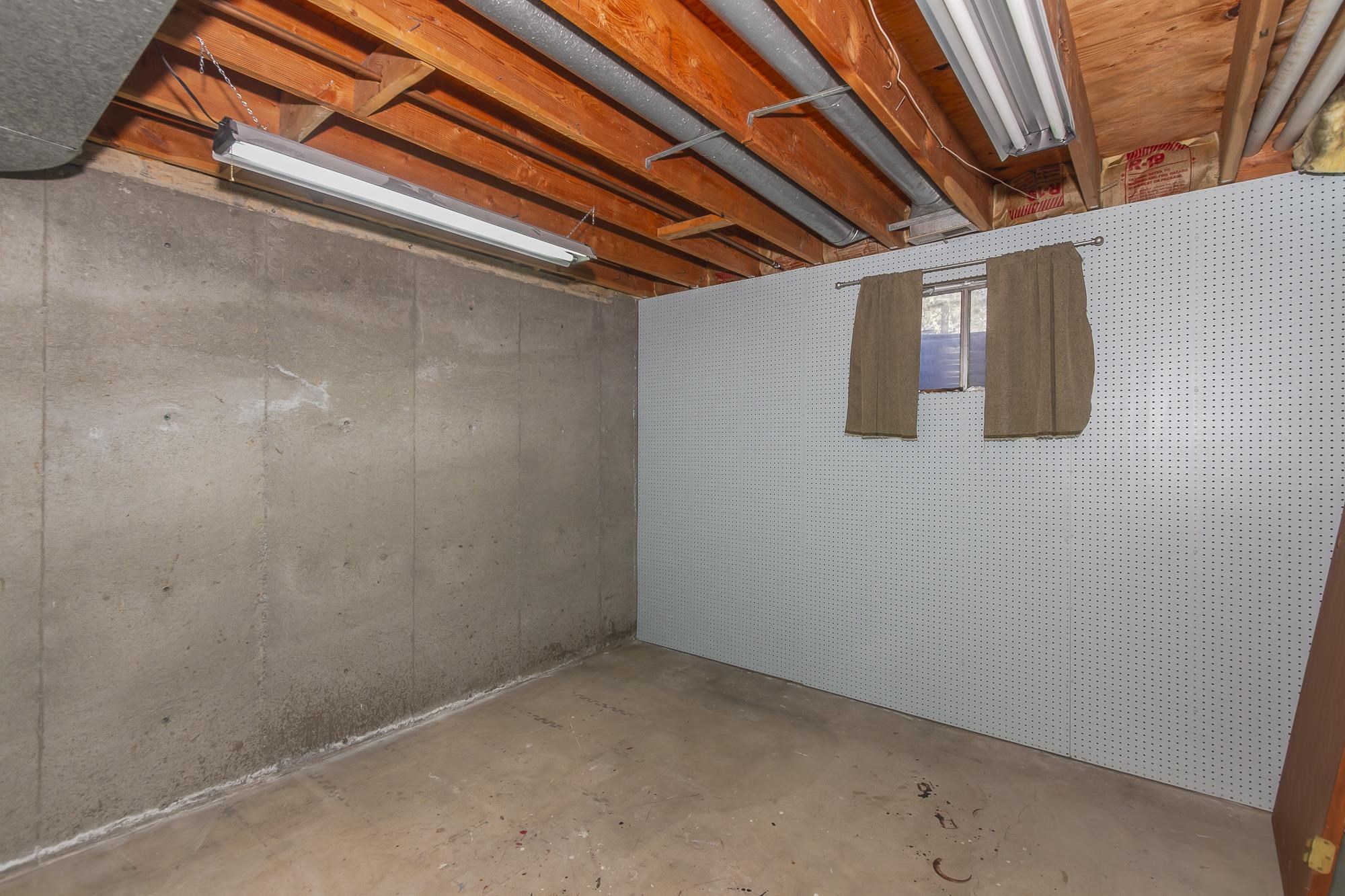 1140 S Pine St - Photo 37