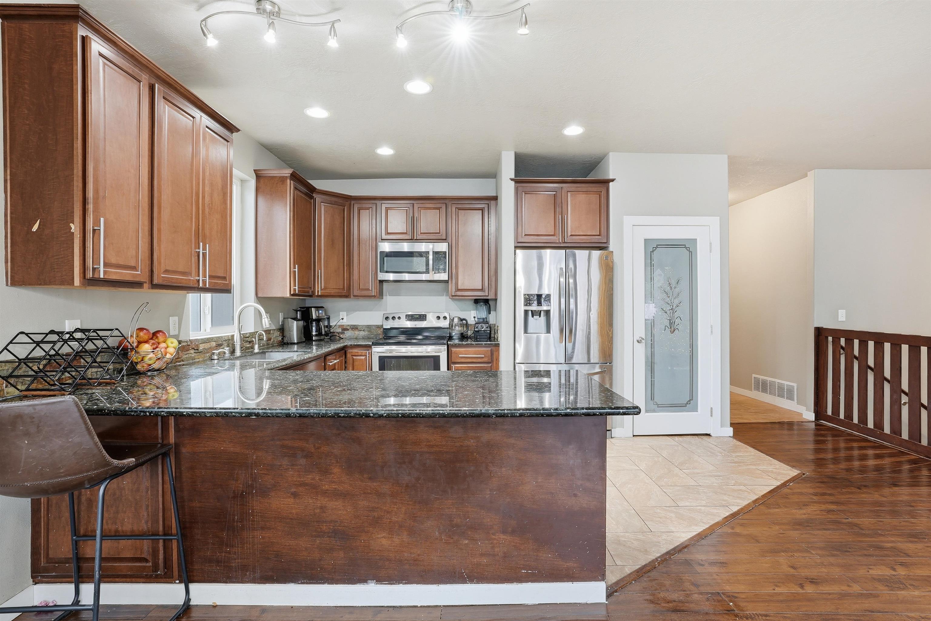 2919 E 12th Ave - Photo 11