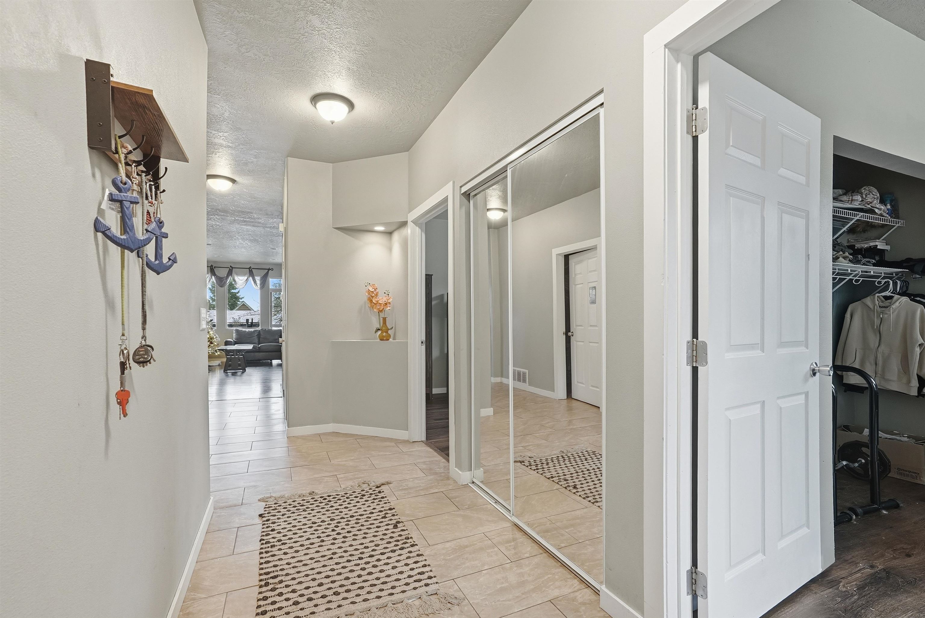 2919 E 12th Ave - Photo 3