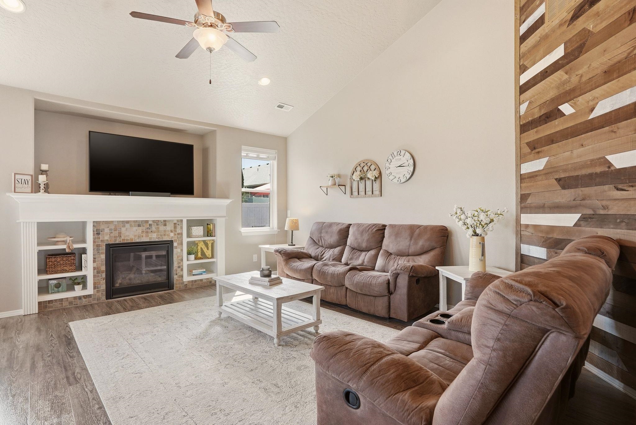 700 Egret Ln - Photo 5
