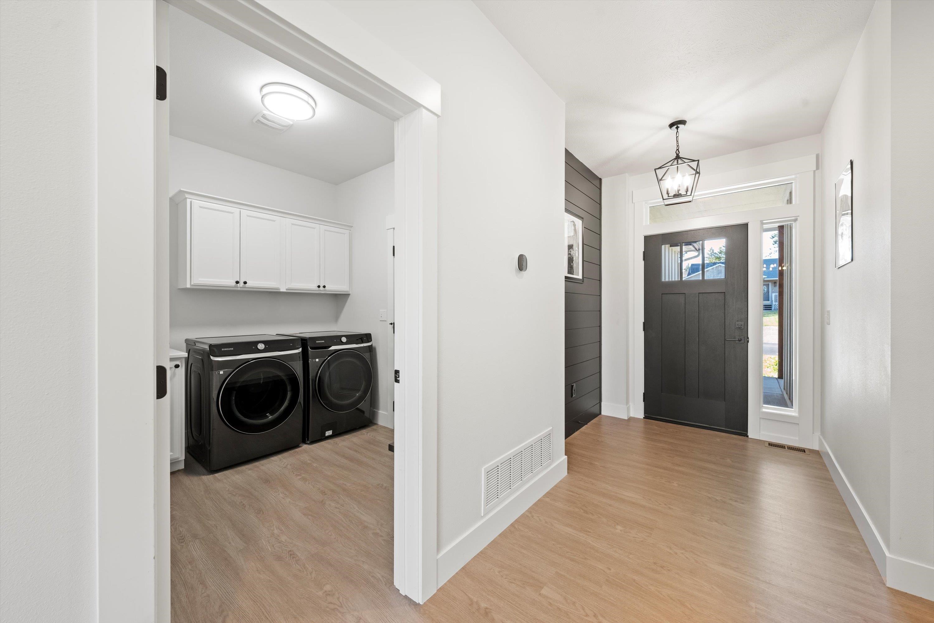 916 E Farwell Rd - Photo 25