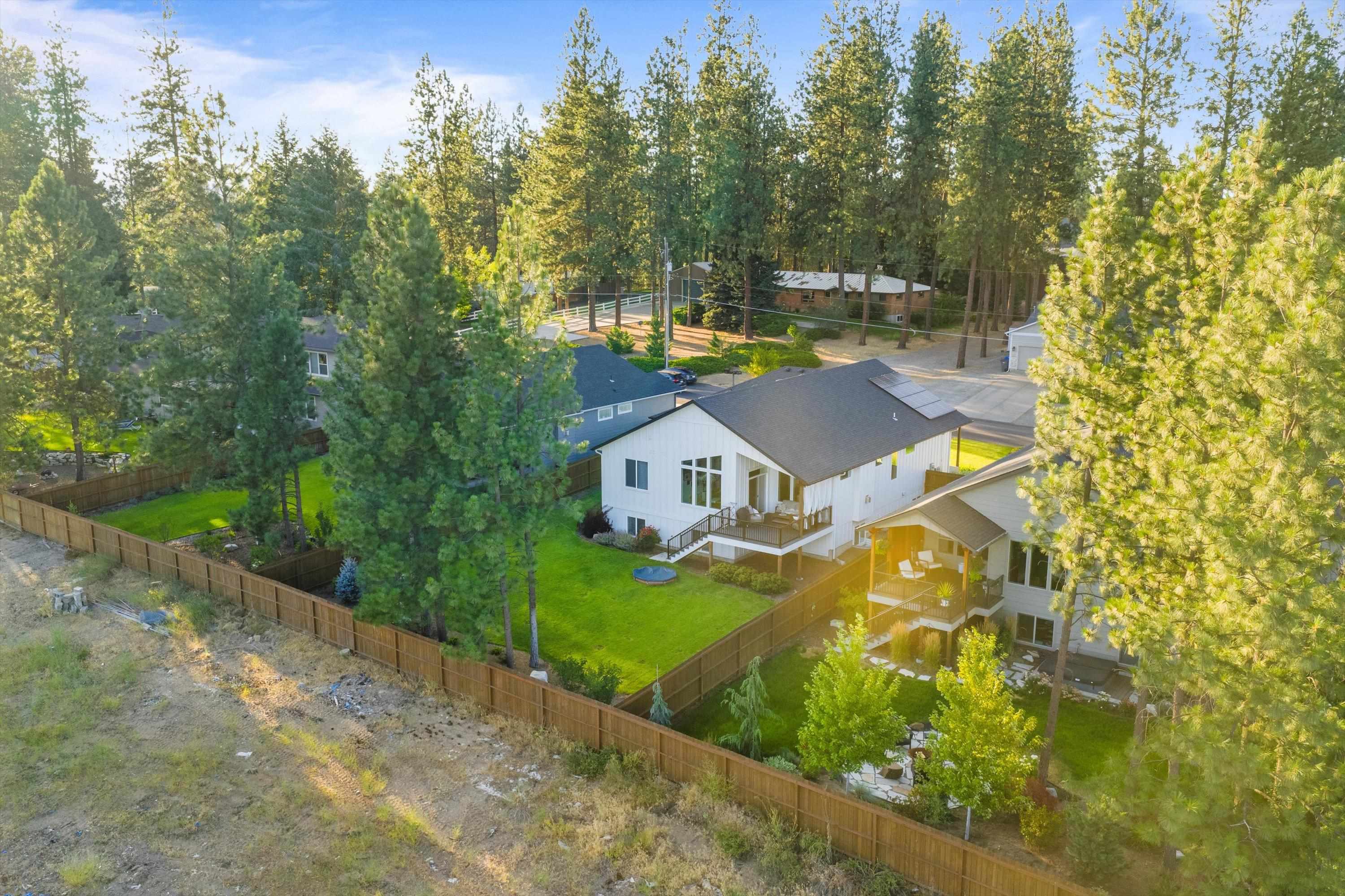 916 E Farwell Rd - Photo 44