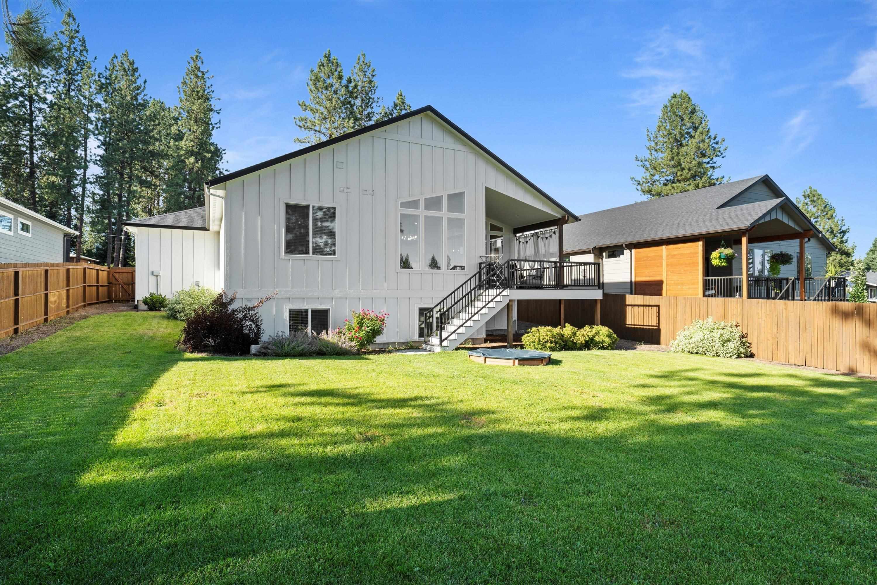 916 E Farwell Rd - Photo 48