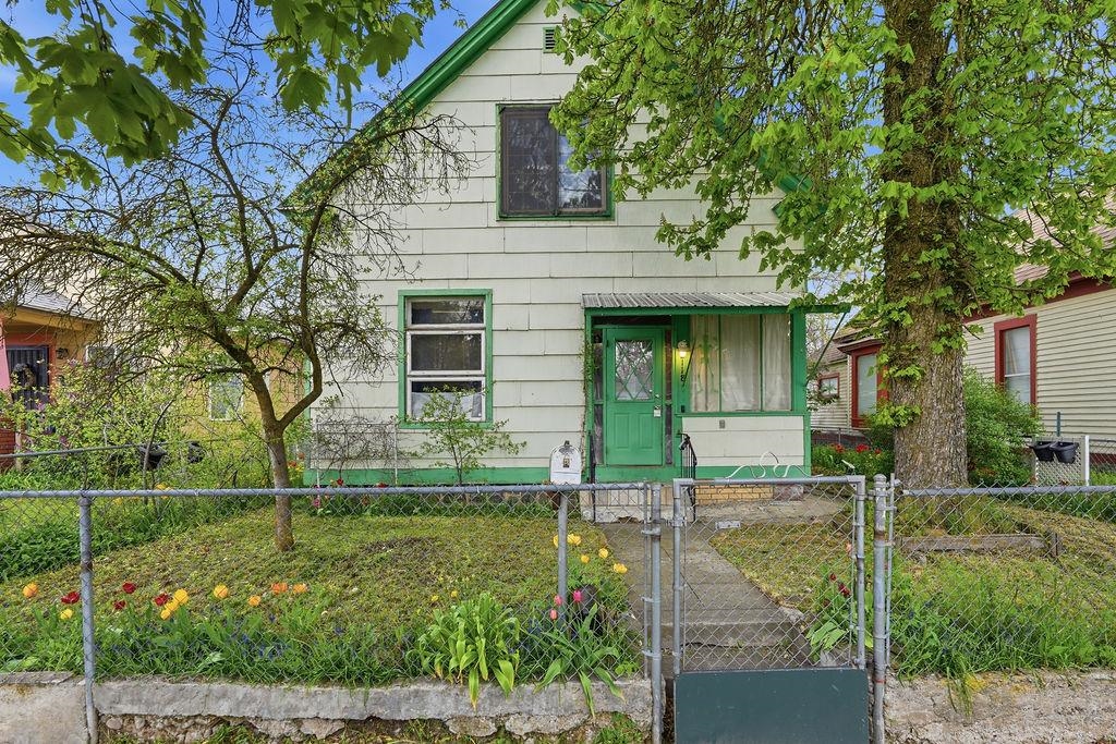 2118 W Mallon Ave - Photo 2