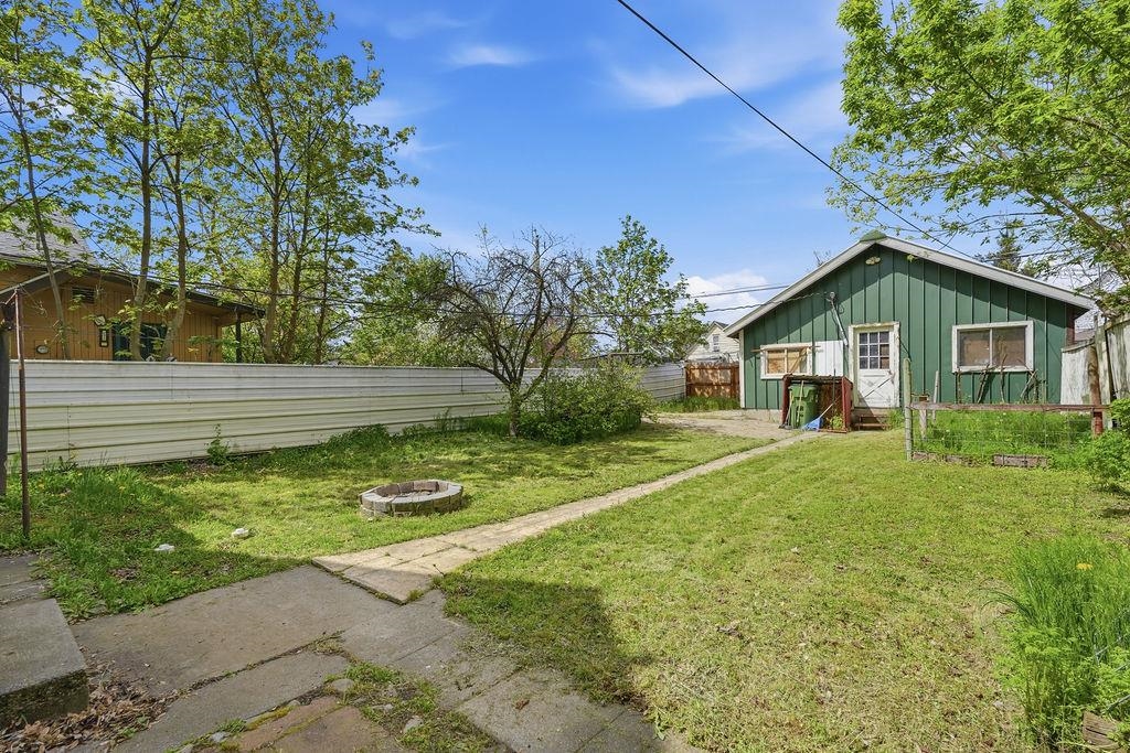 2118 W Mallon Ave - Photo 32