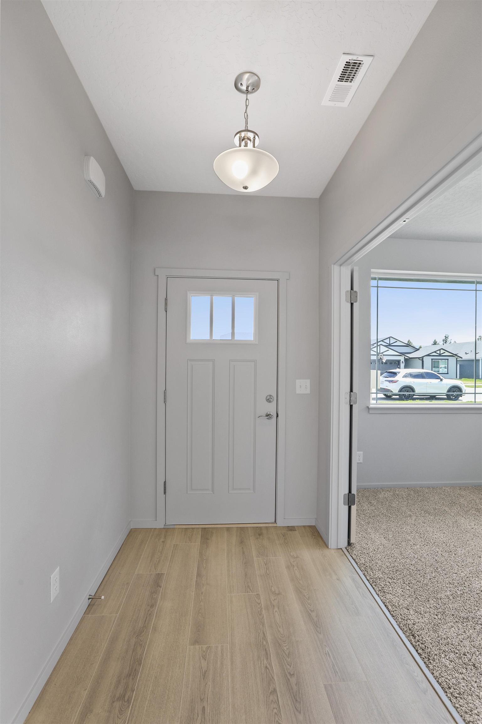 509 N Arc Ct - Photo 4