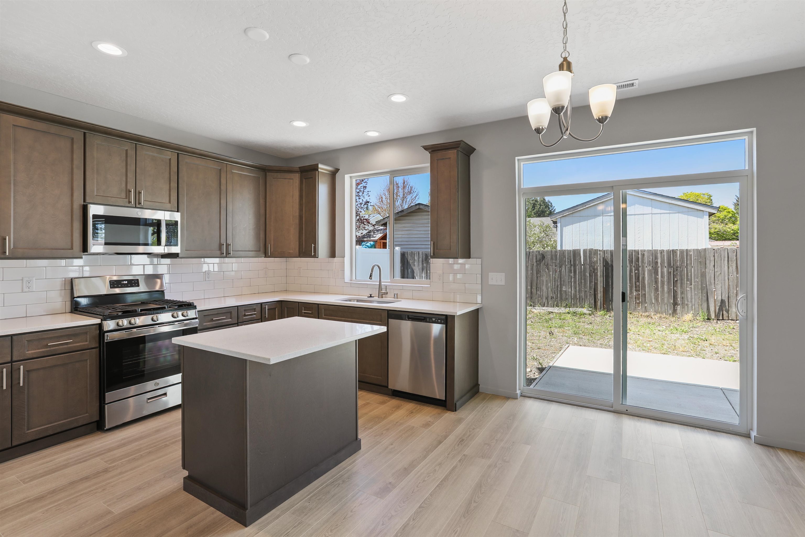 509 N Arc Ct - Photo 6