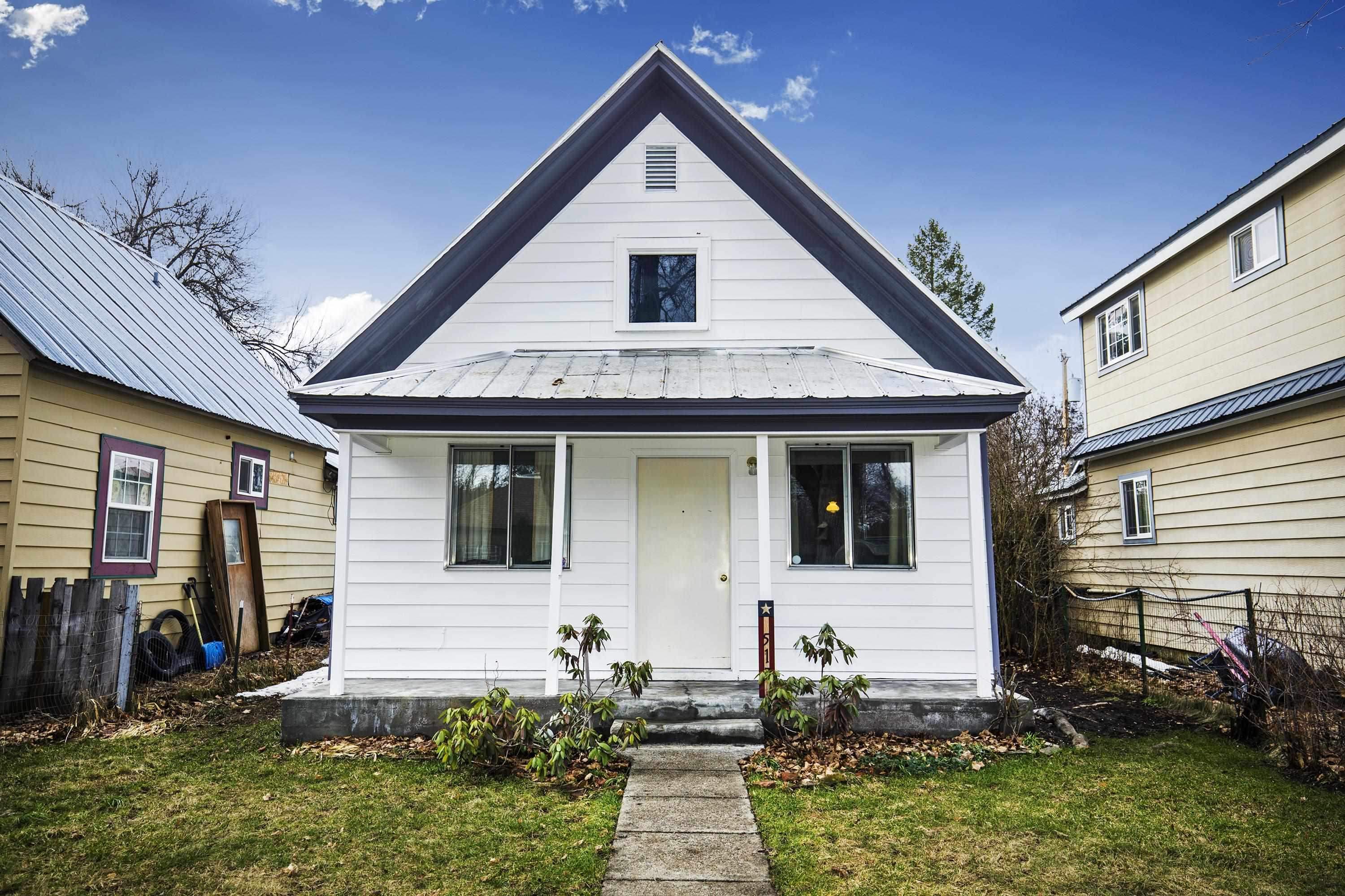 517 S Union Ave - Photo 1