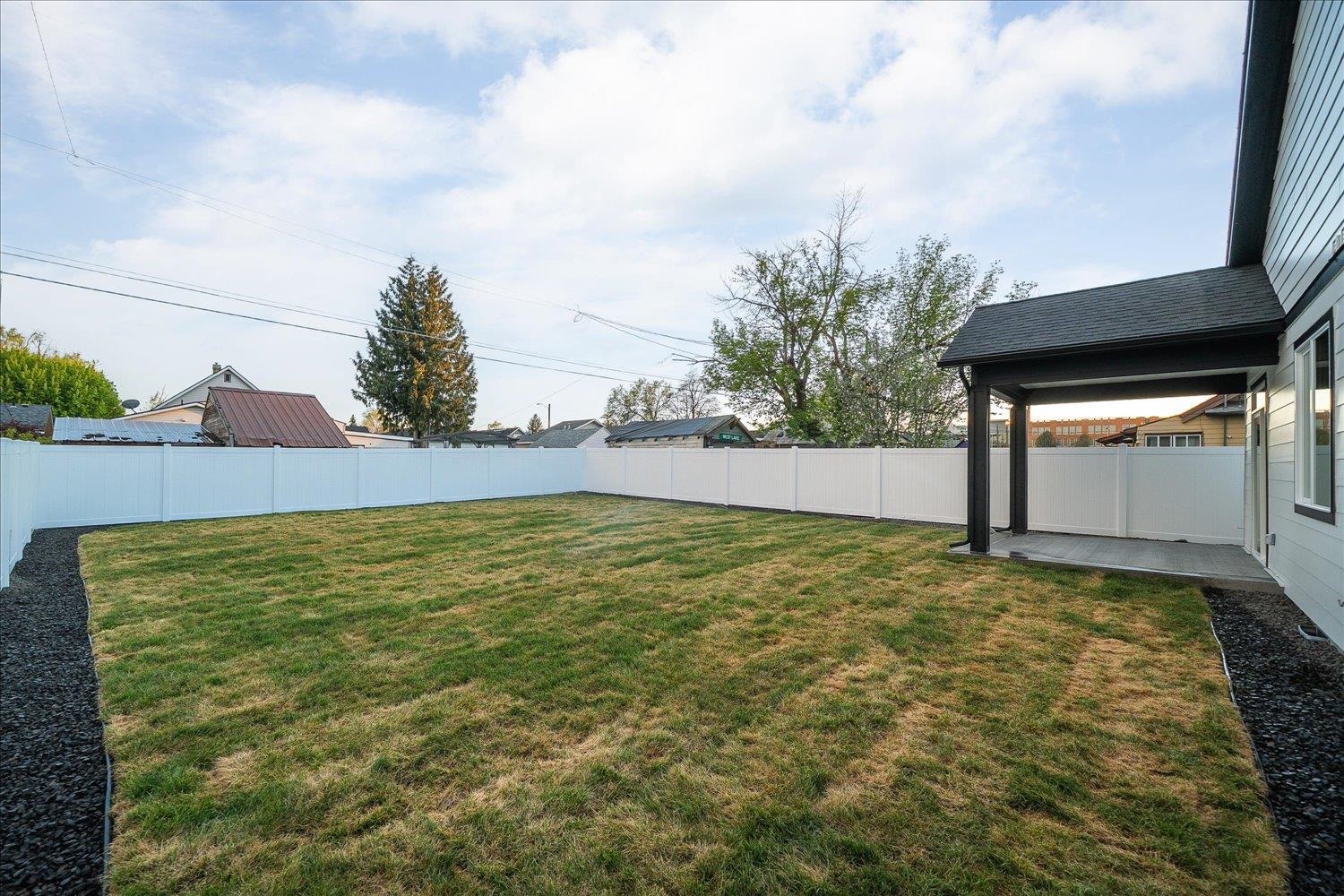 1802 E Wellesley Ave - Photo 21