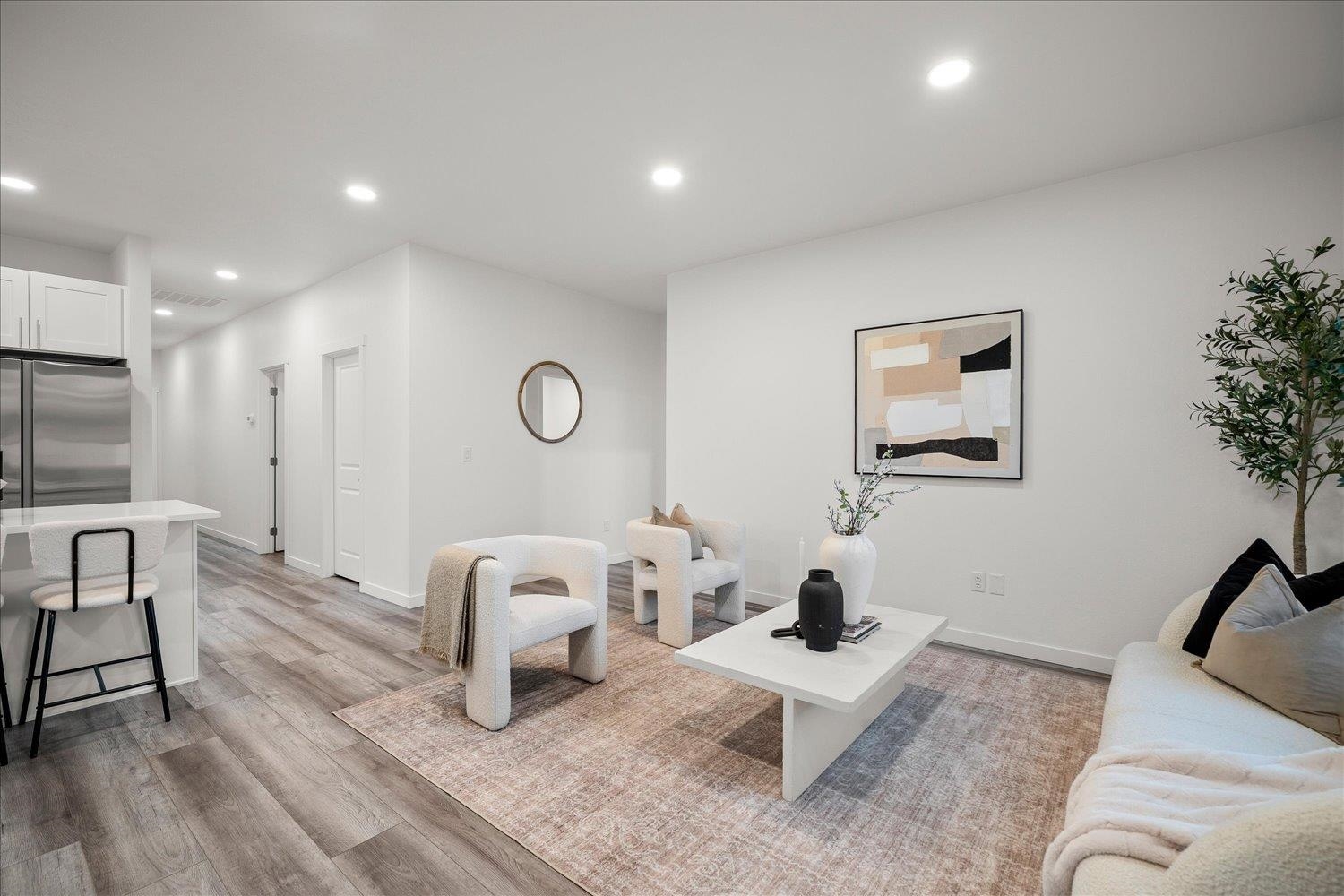 1802 E Wellesley Ave - Photo 5