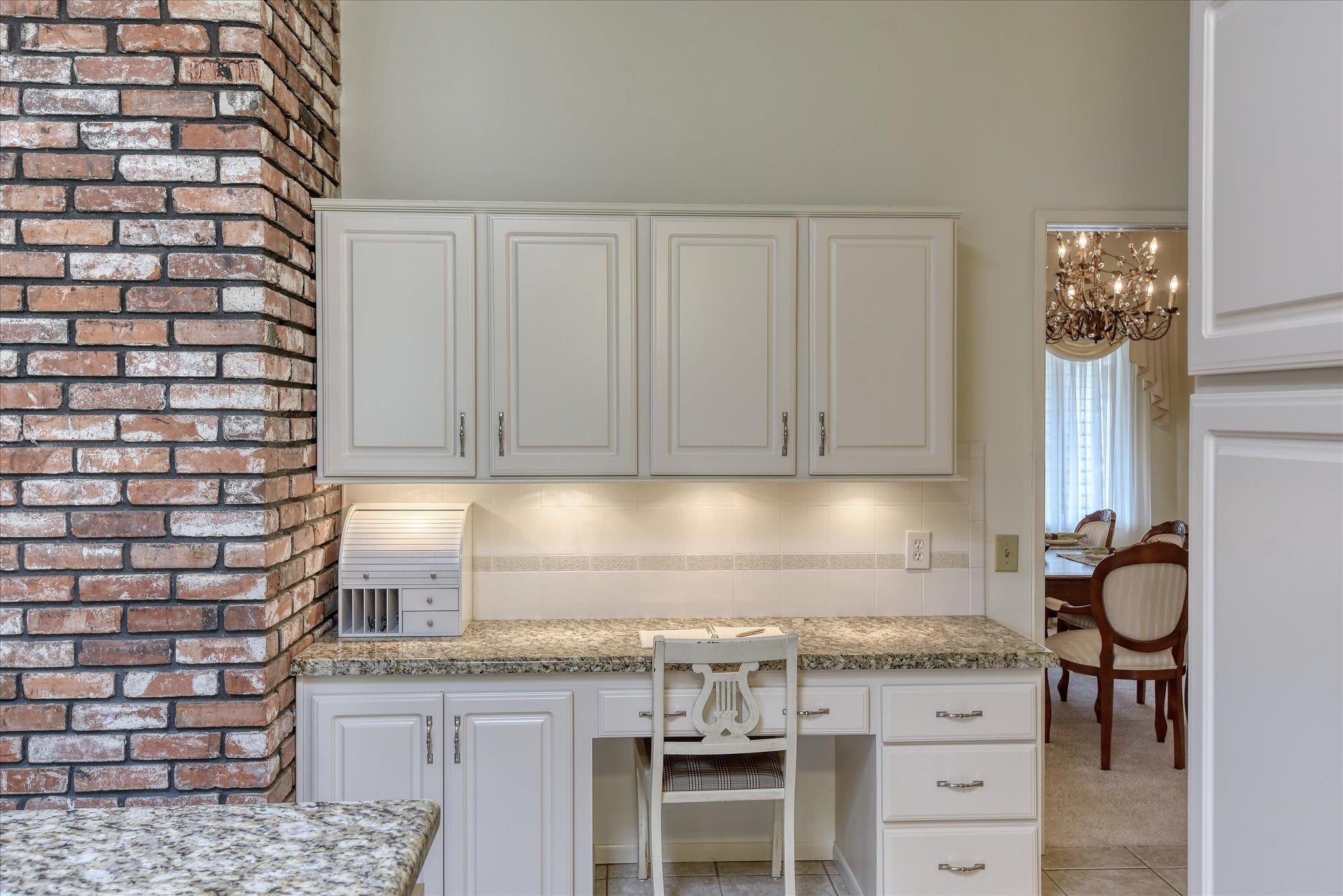 2002 W Regina Ave - Photo 13