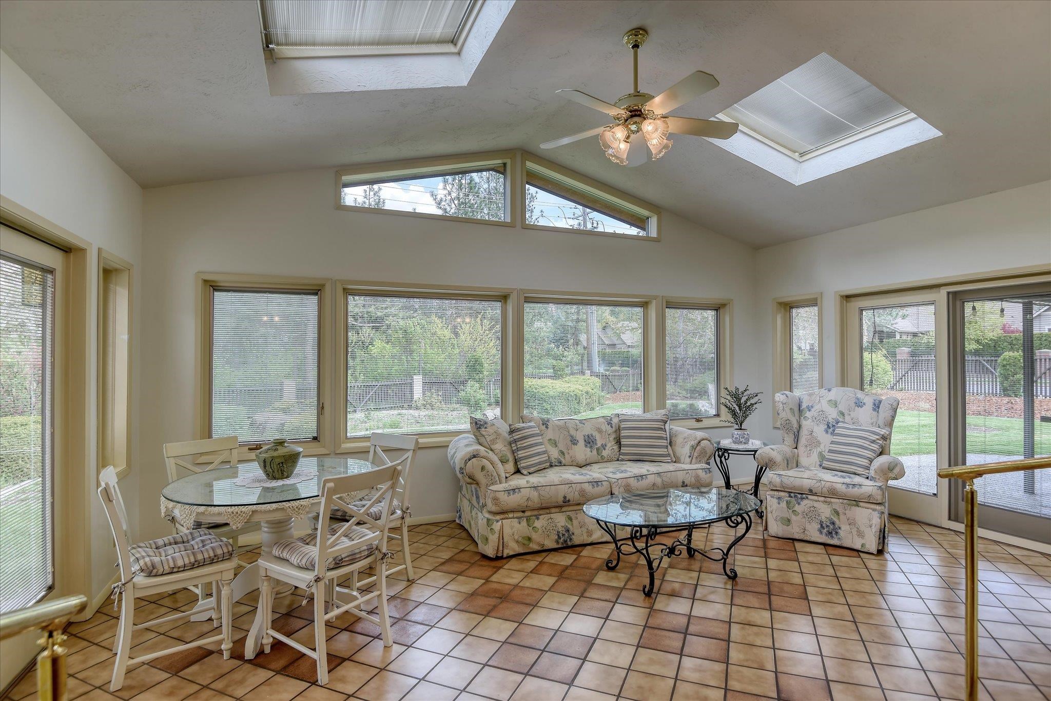 2002 W Regina Ave - Photo 15