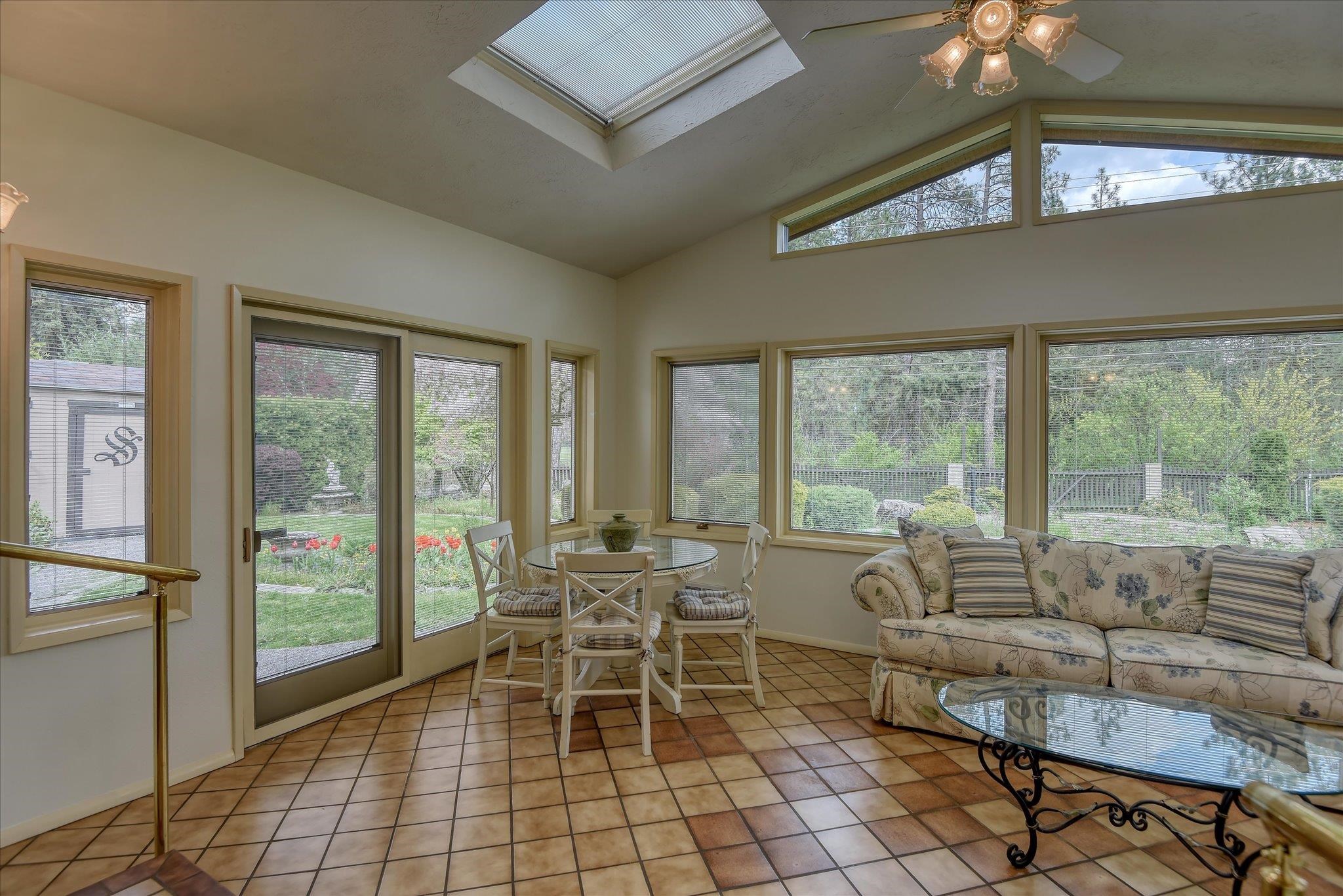 2002 W Regina Ave - Photo 16