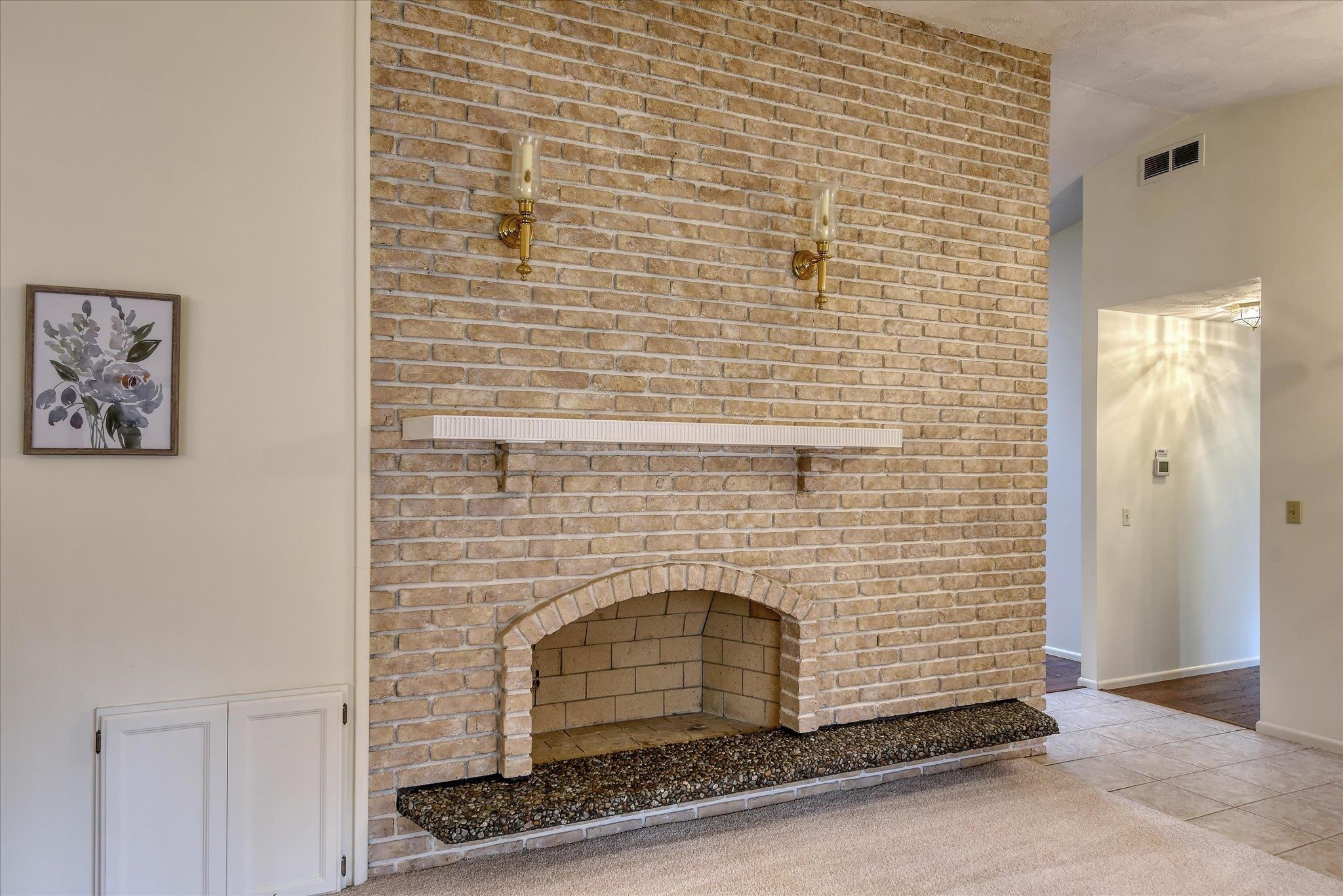 2002 W Regina Ave - Photo 5
