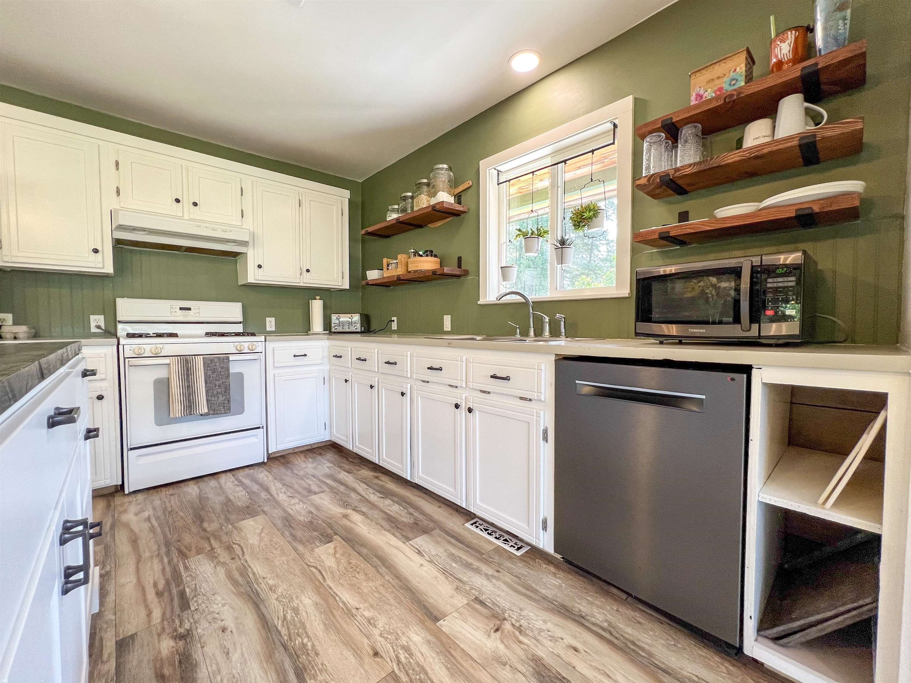 563 Graham Rd - Photo 25
