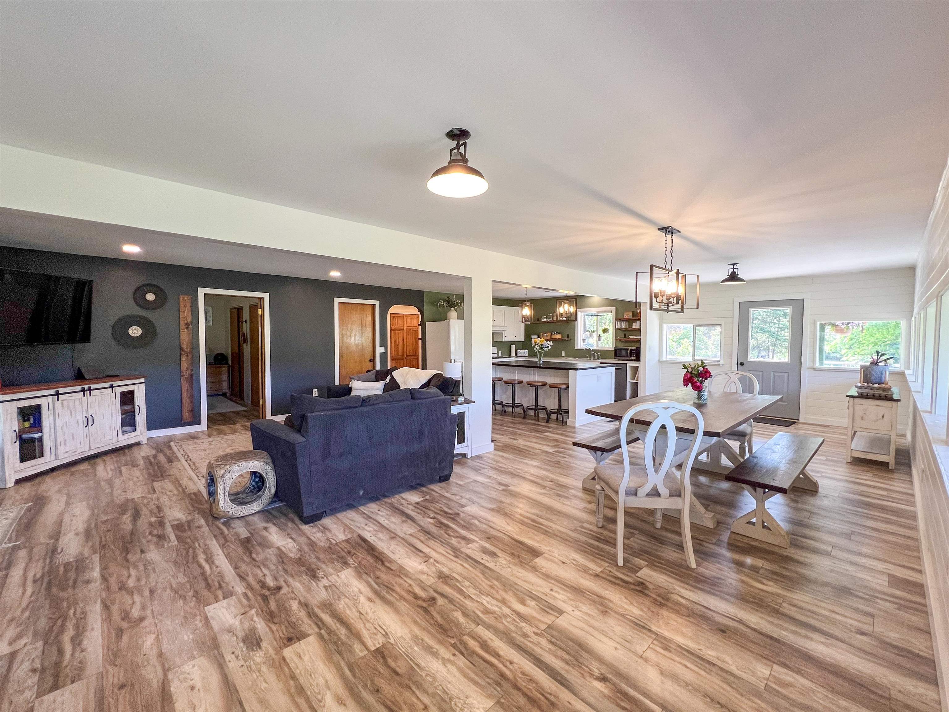 563 Graham Rd - Photo 5