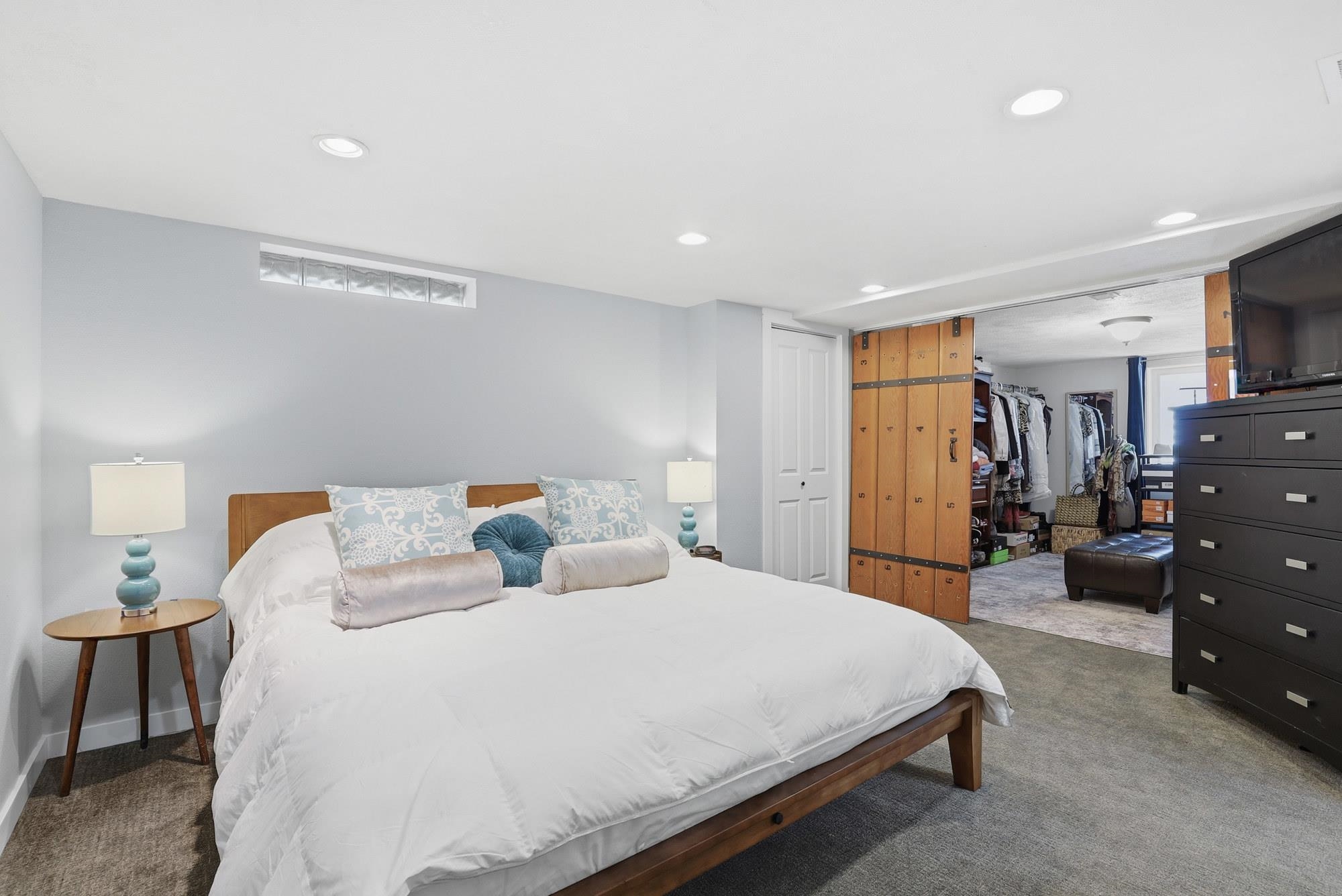 1228 E 40th Ave - Photo 12