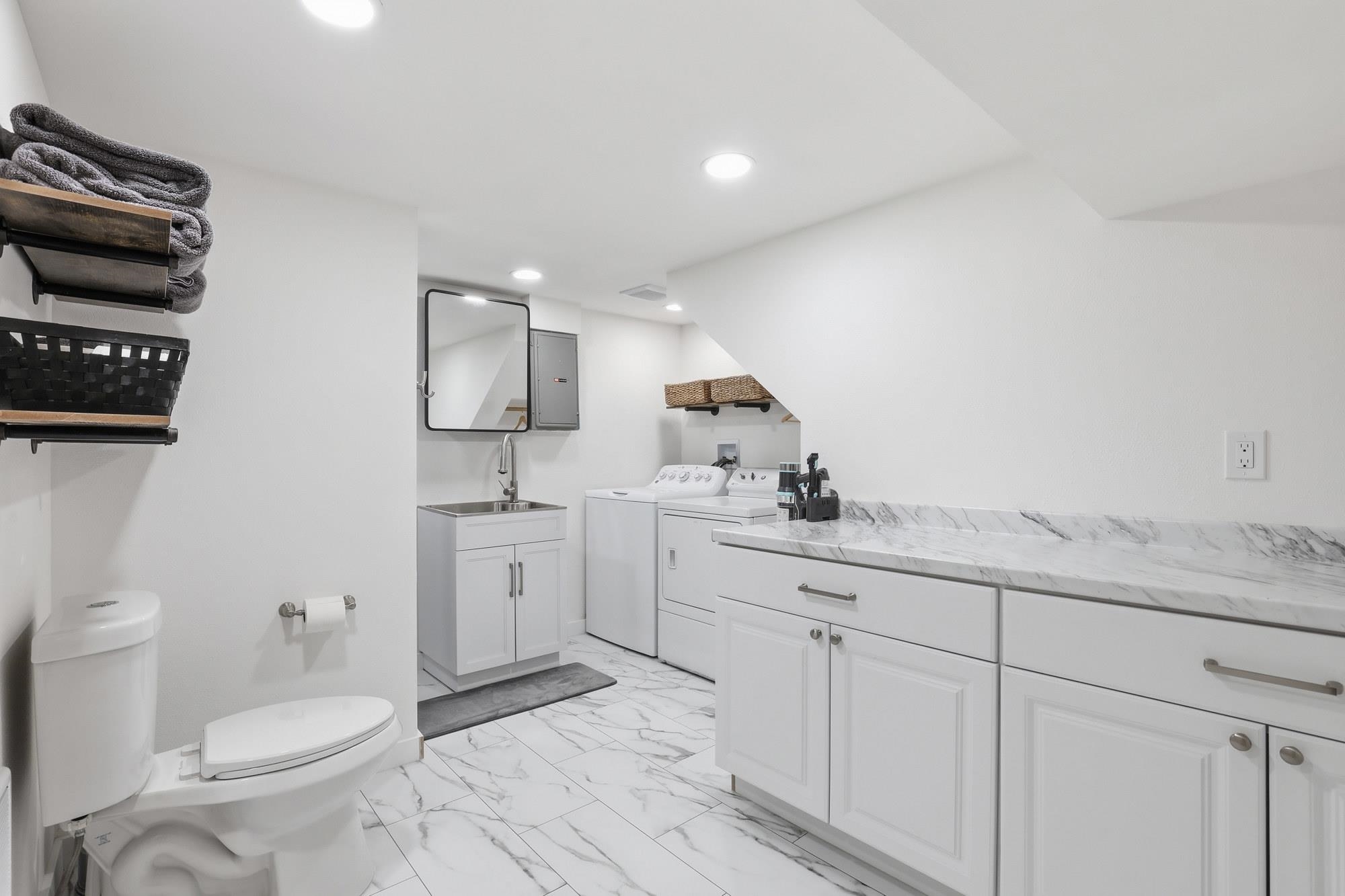 1228 E 40th Ave - Photo 24