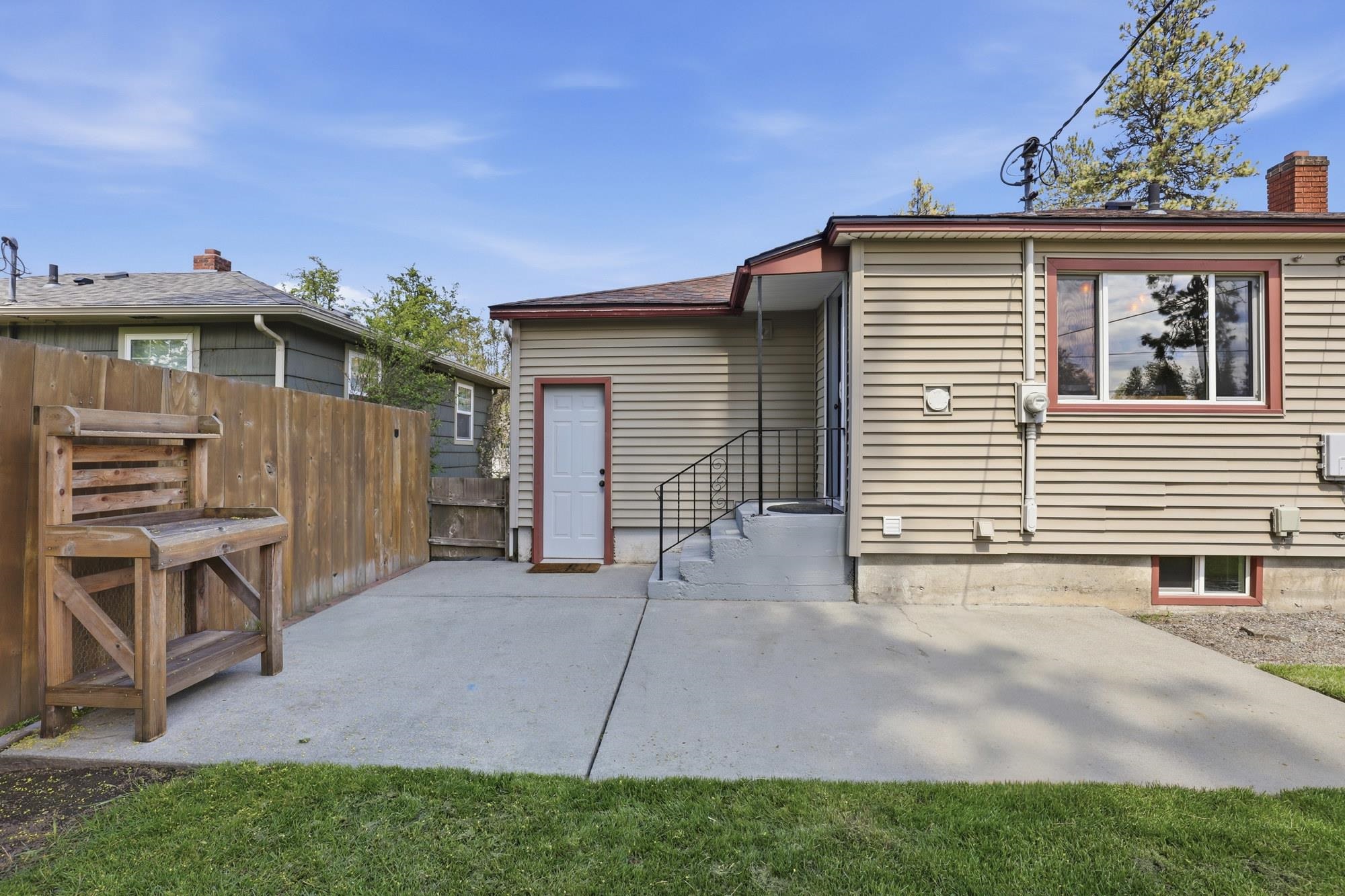 1228 E 40th Ave - Photo 27