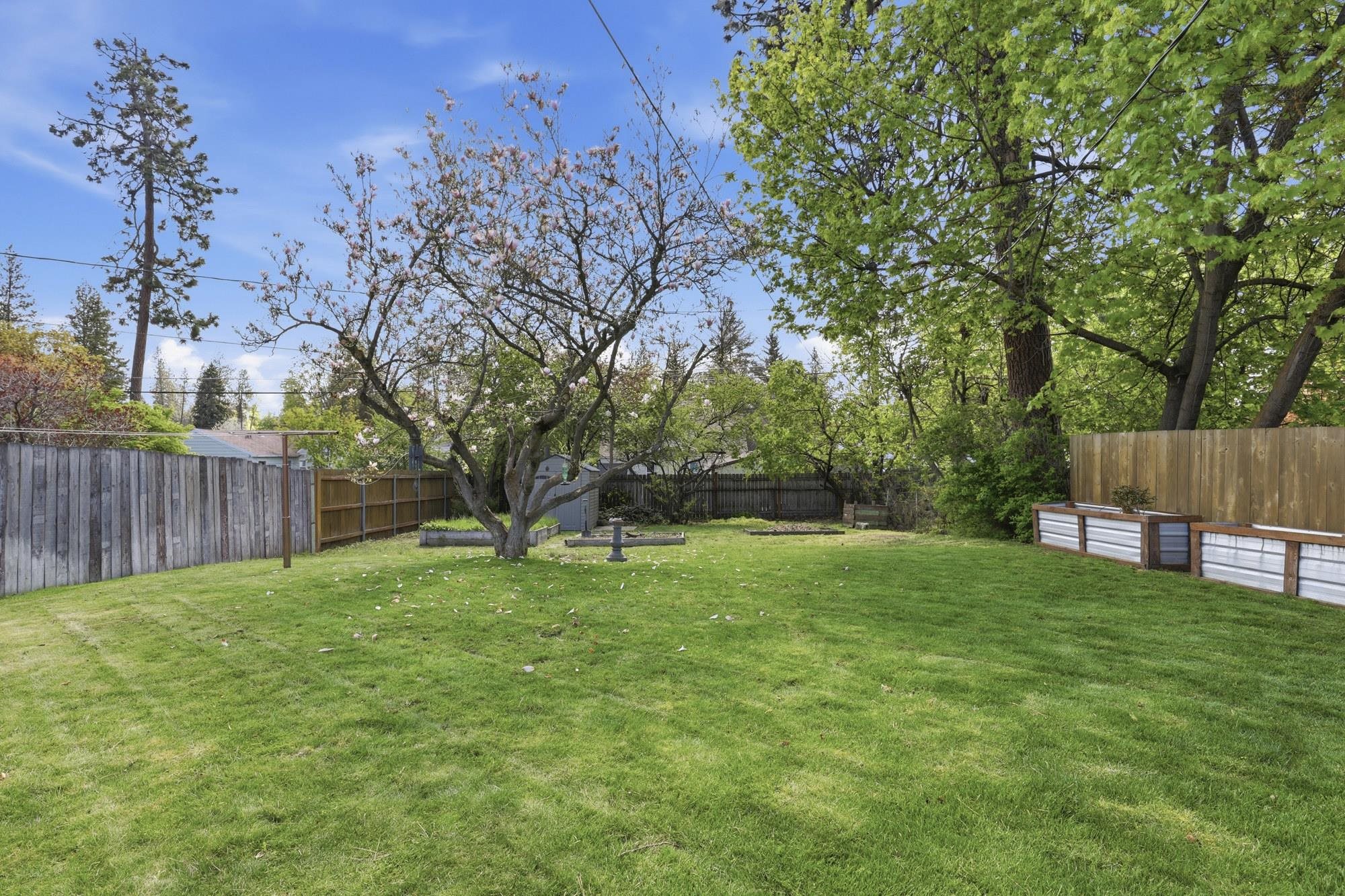 1228 E 40th Ave - Photo 29