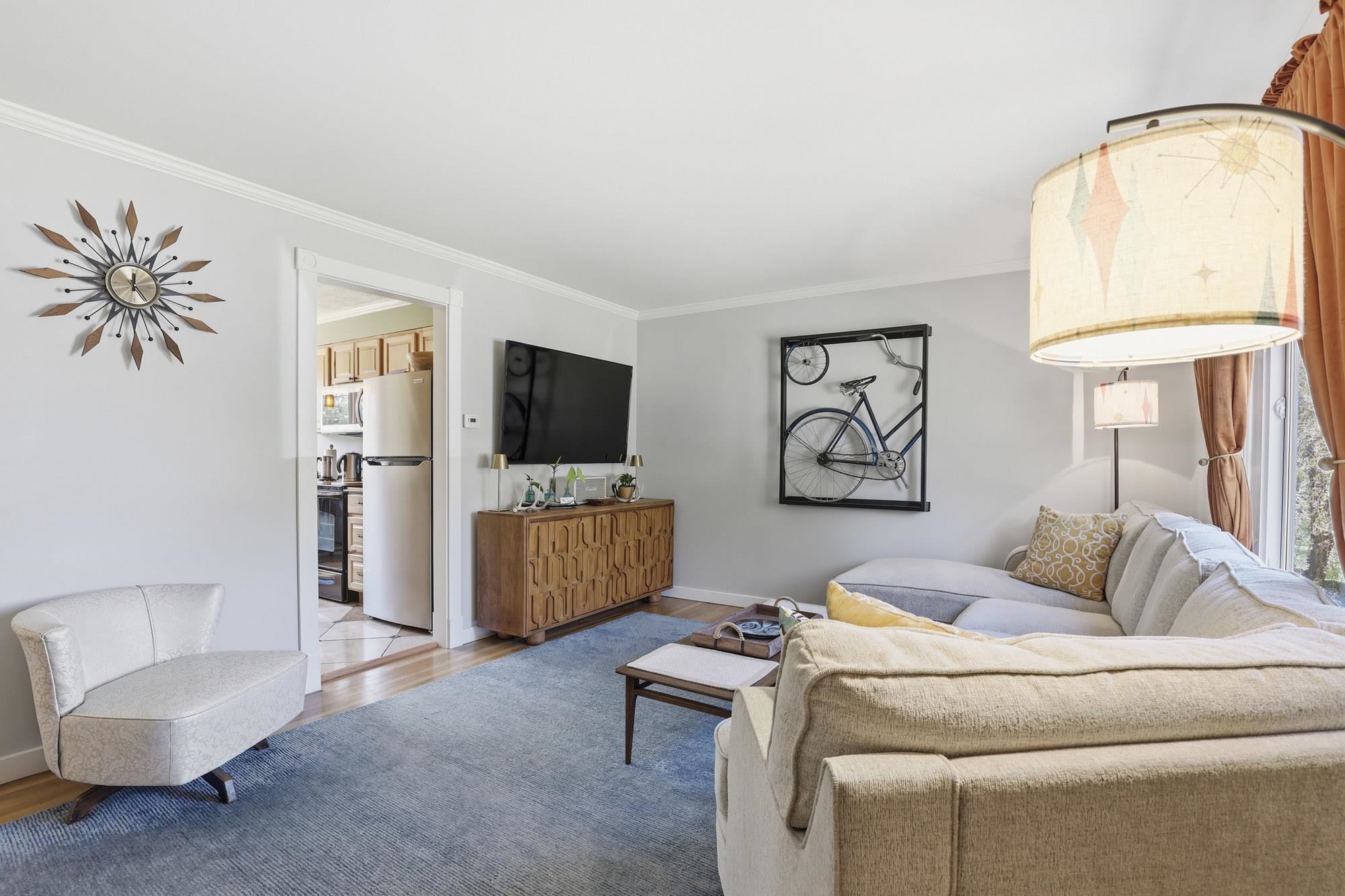 1228 E 40th Ave - Photo 4
