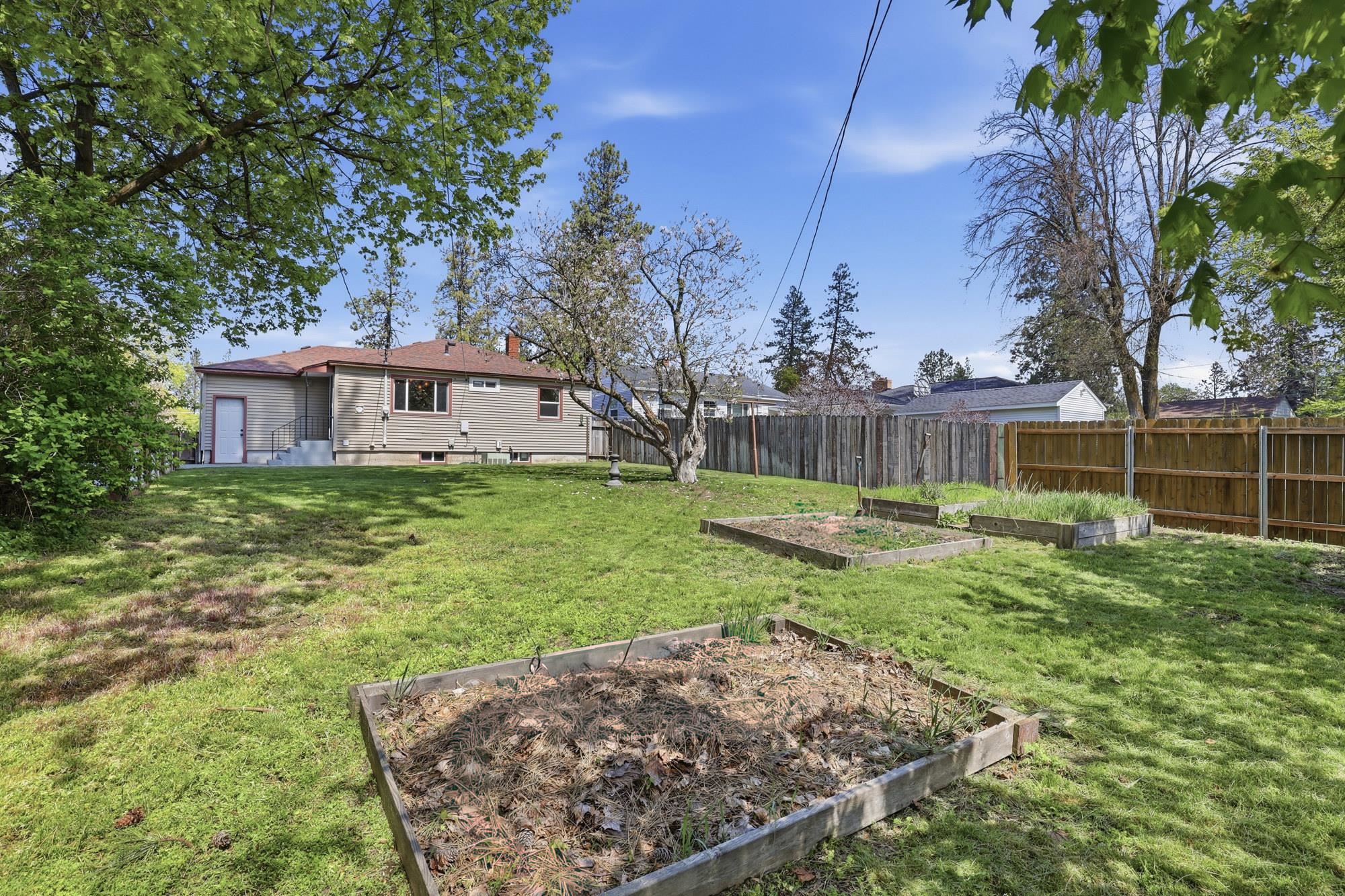 1228 E 40th Ave - Photo 31