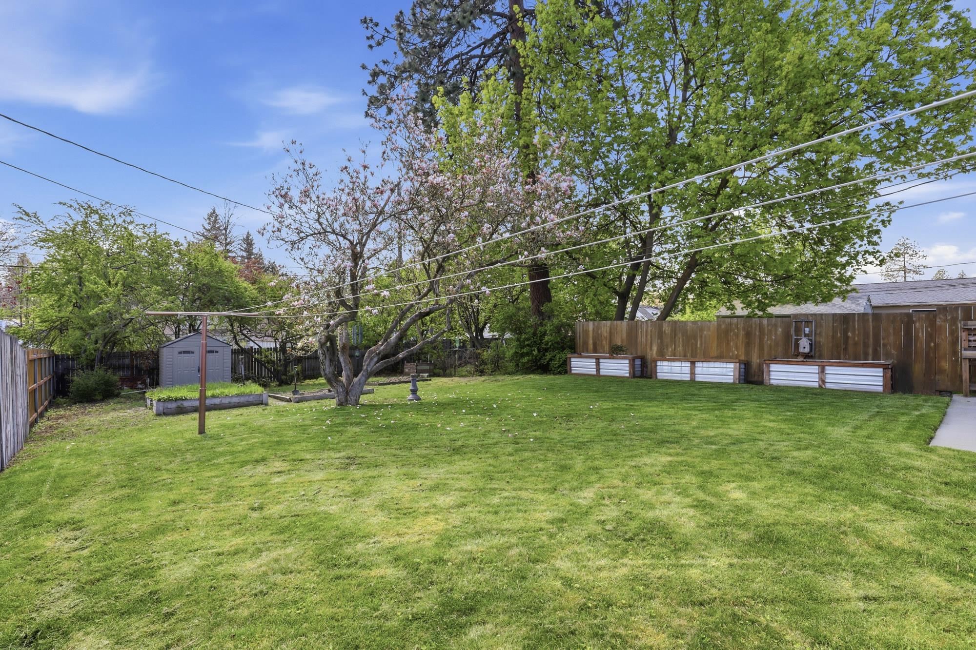 1228 E 40th Ave - Photo 32