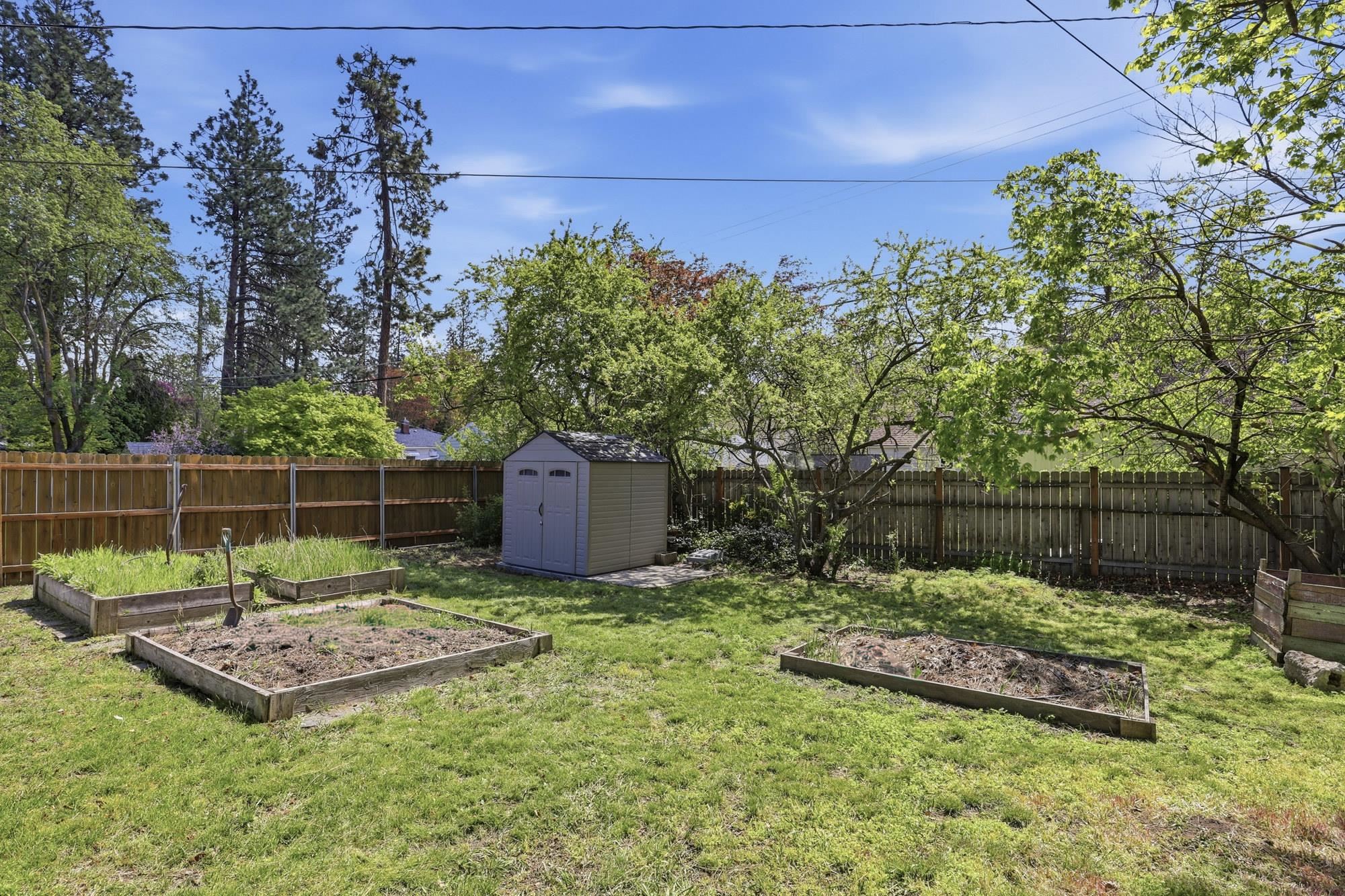 1228 E 40th Ave - Photo 33