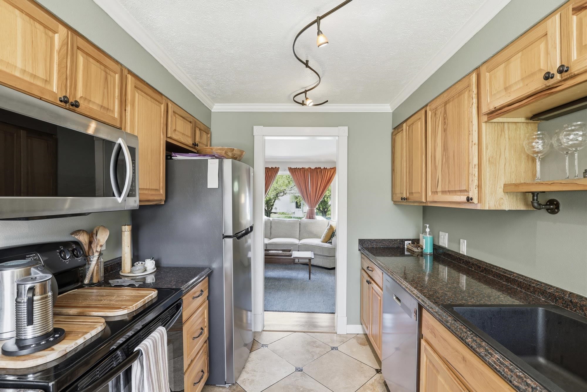 1228 E 40th Ave - Photo 8