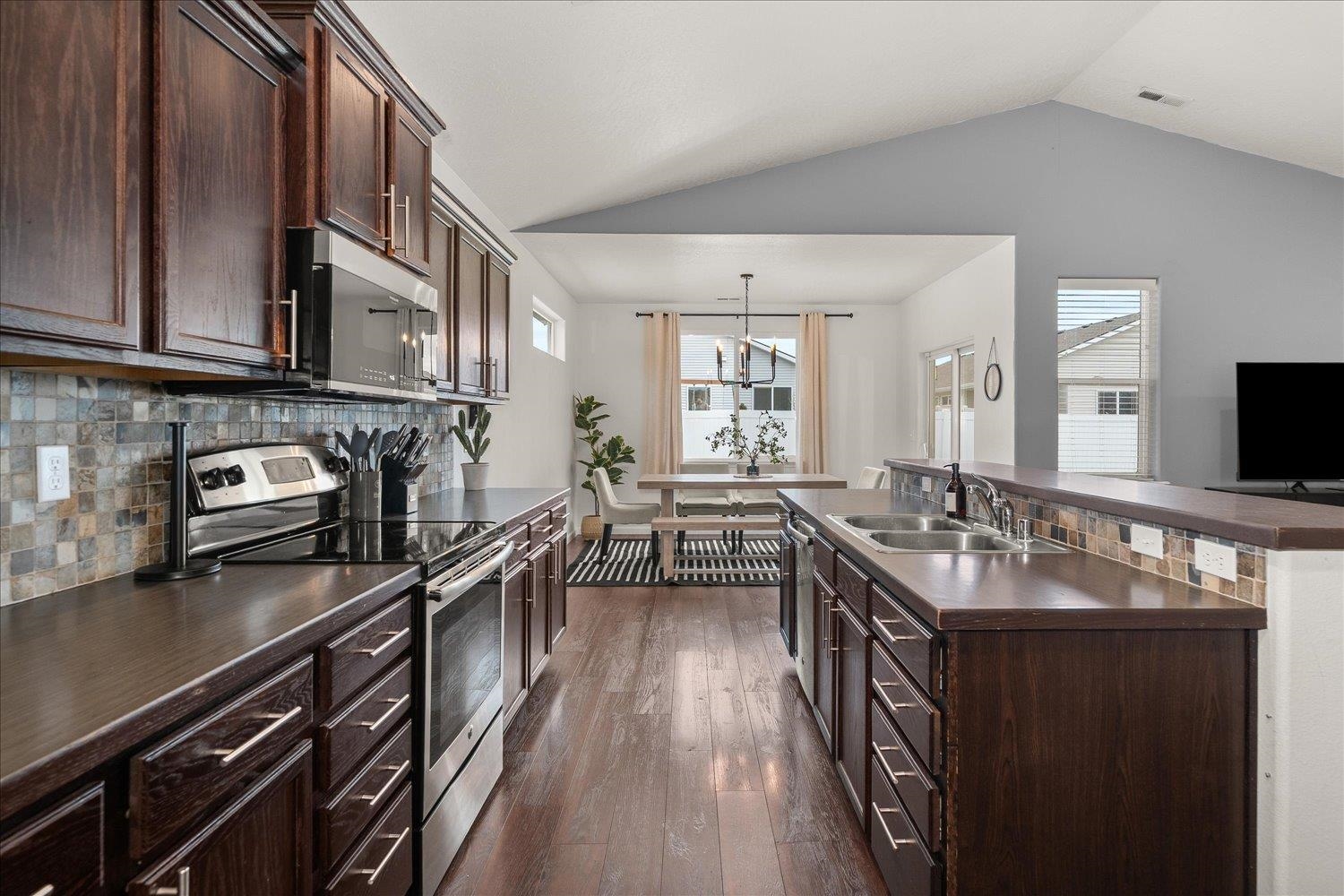 12905 W Pacific Ave - Photo 18