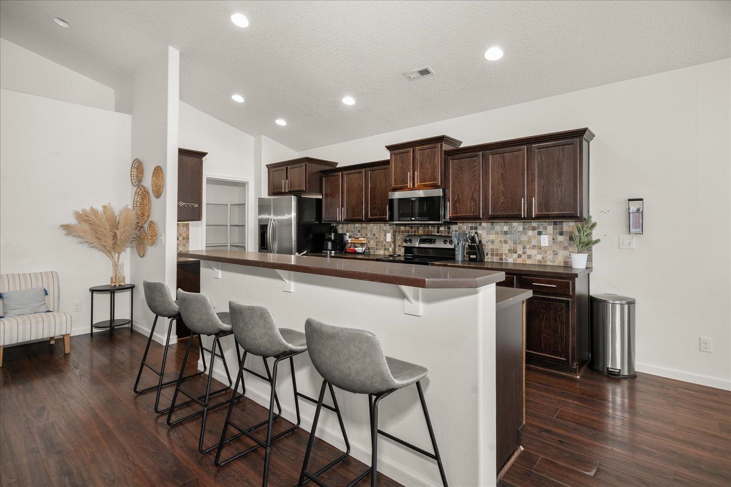 12905 W Pacific Ave - Photo 10