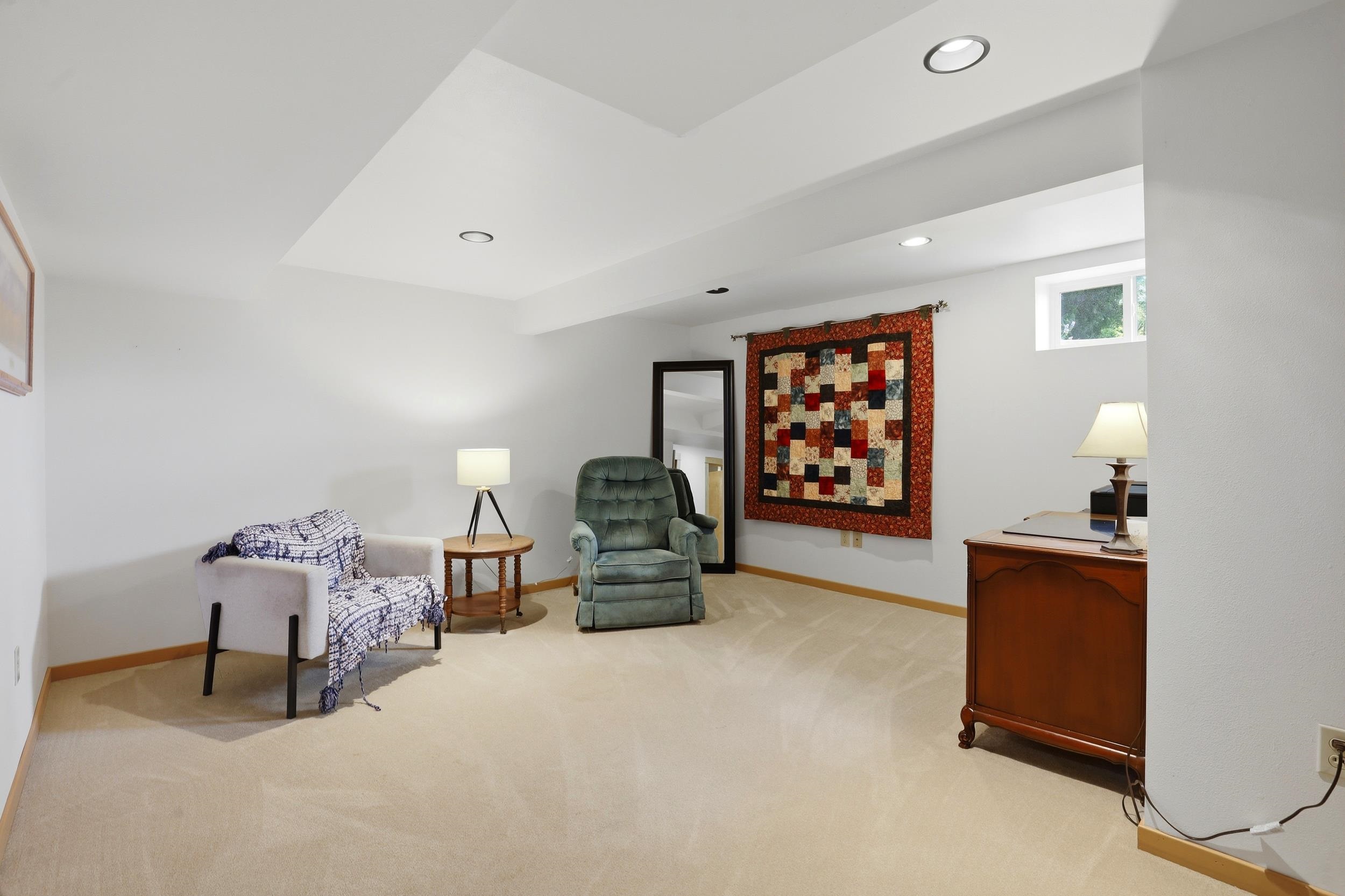 2403 W Euclid Ave - Photo 14