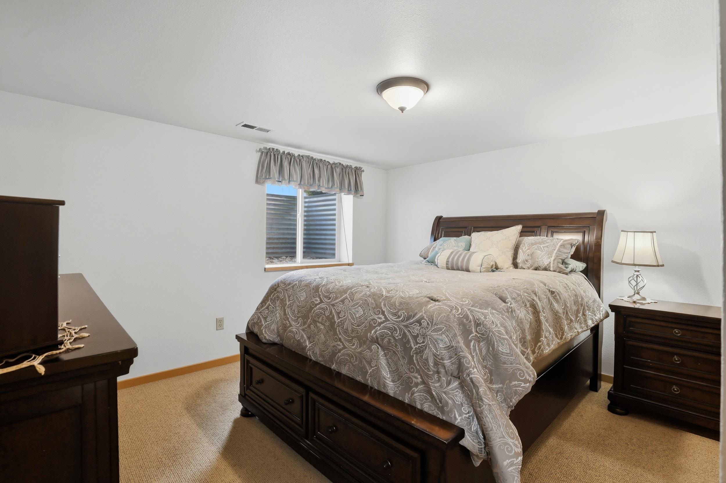 2403 W Euclid Ave - Photo 16